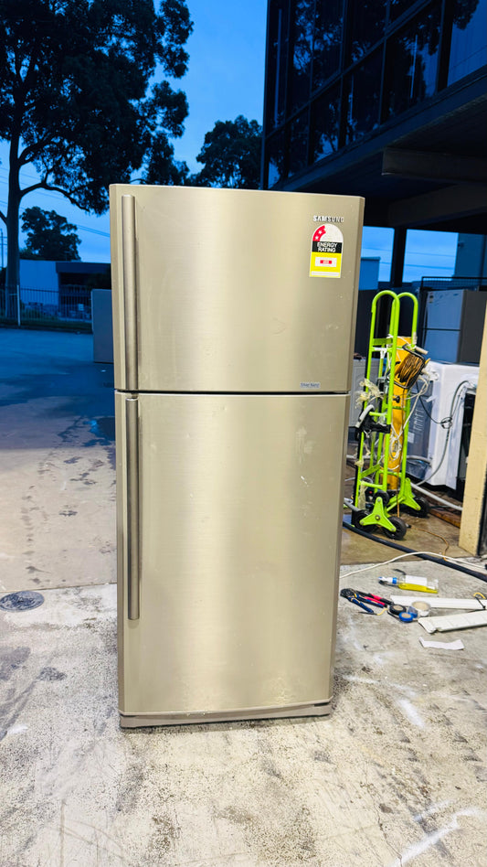 SAMSUNG 434 LITRES FRIDGE FREEZER