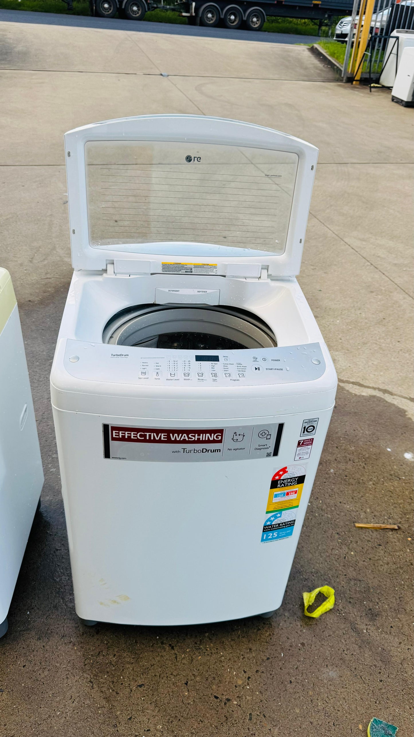LG 8.5KGS TOP LOADER WASHING MACHINE