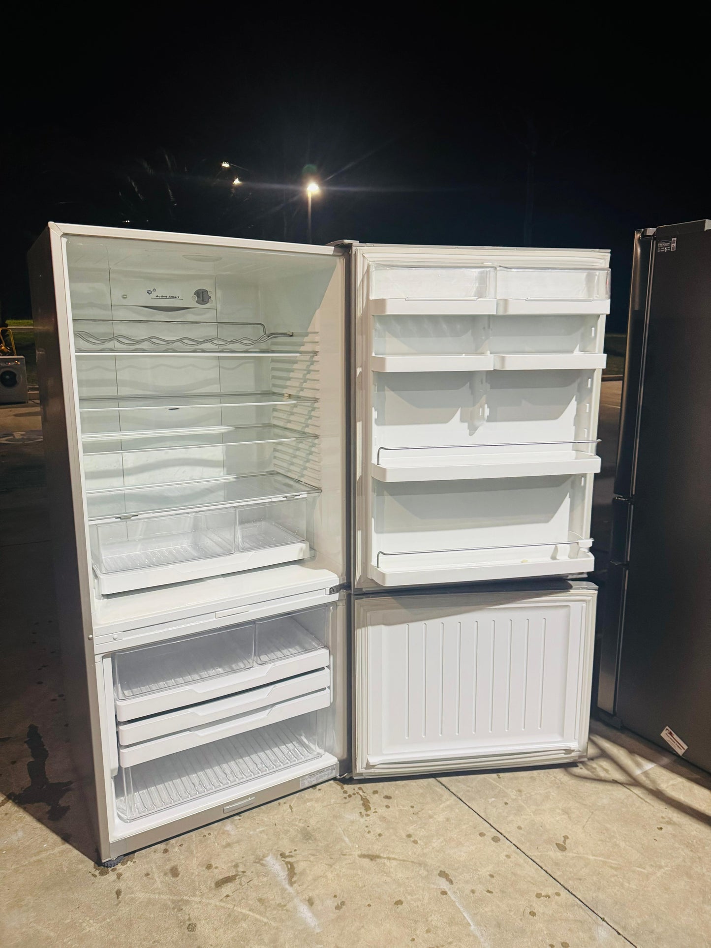 FISHER AND PAYKEL 519 LITRES FRIDGE FREEZER