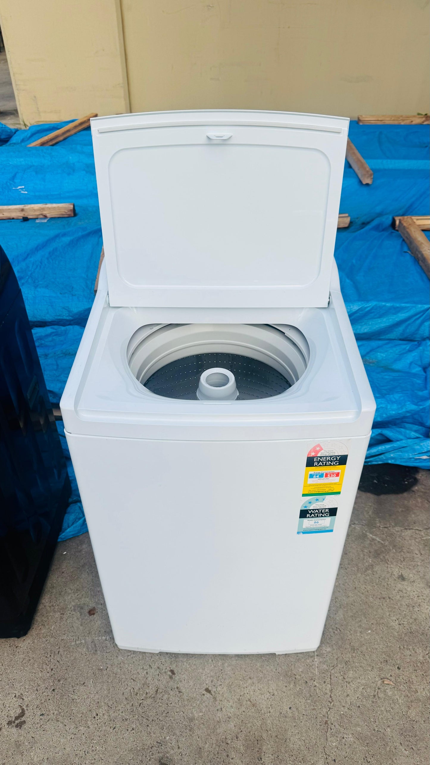 FISHER AND PAYKEL 7KGS TOP LOADER WASHING MACHINE