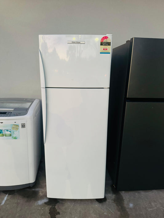 FISHER AND PAYKEL 411 LITRES FRIDGE FREEZER
