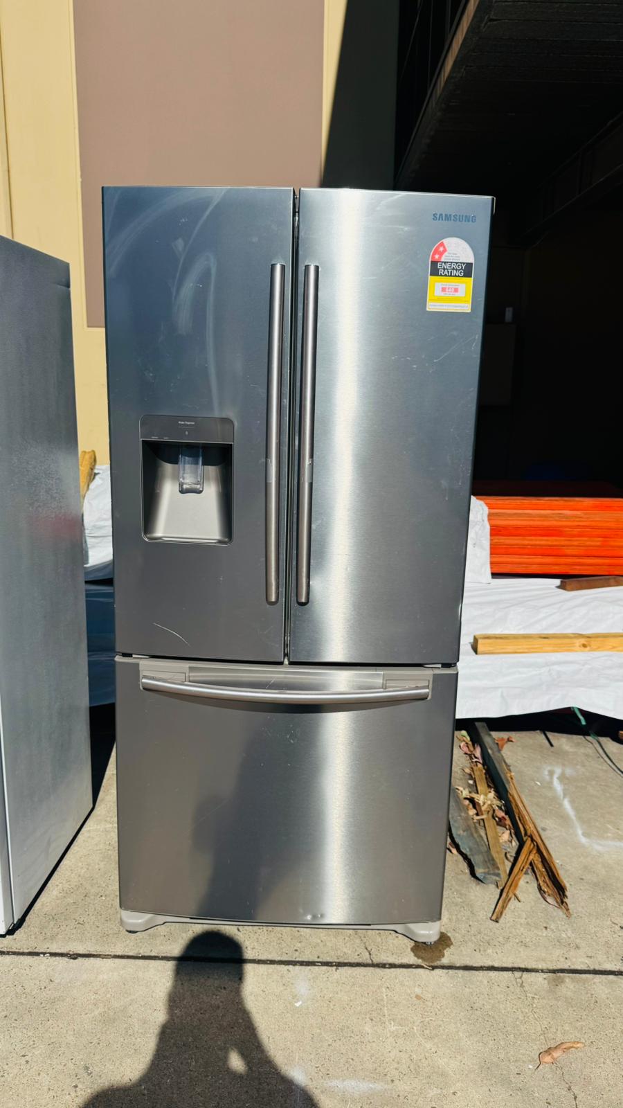SAMSUNG 579 LITRES FRENCH DOOR FRIDGE FREEZER