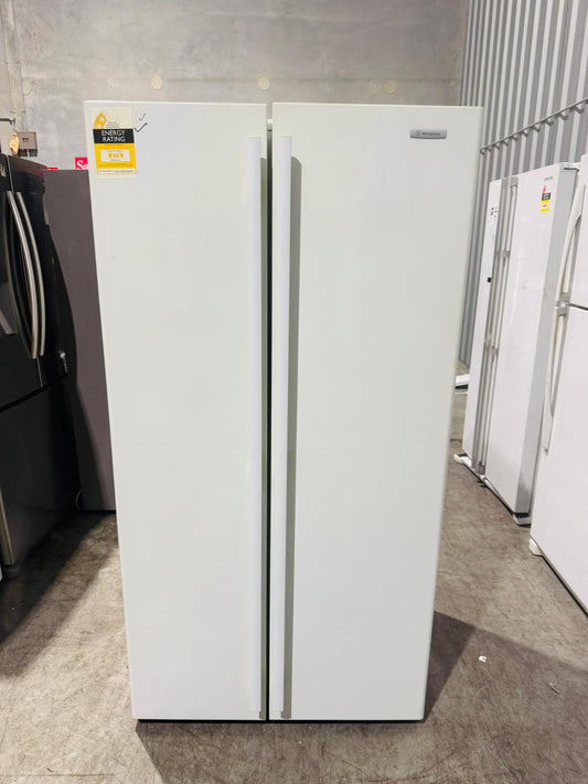 WESTING HOUSE SIDE BY SIDE 606 LITRES FRIDGE FREEZER