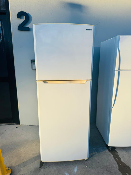 SAMSUNG 396 LITRES FRIDGE FREEZER