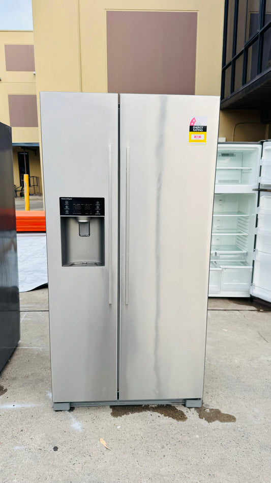 FISHER AND PAYKEL 610 LITRES SIDE BY SIDE FRIDGE FREEZER
