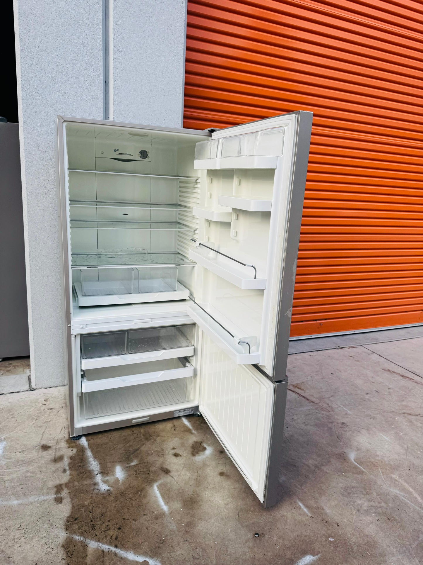 FISHER AND PAYKEL 519 LITRES FRIDGE FREEZER