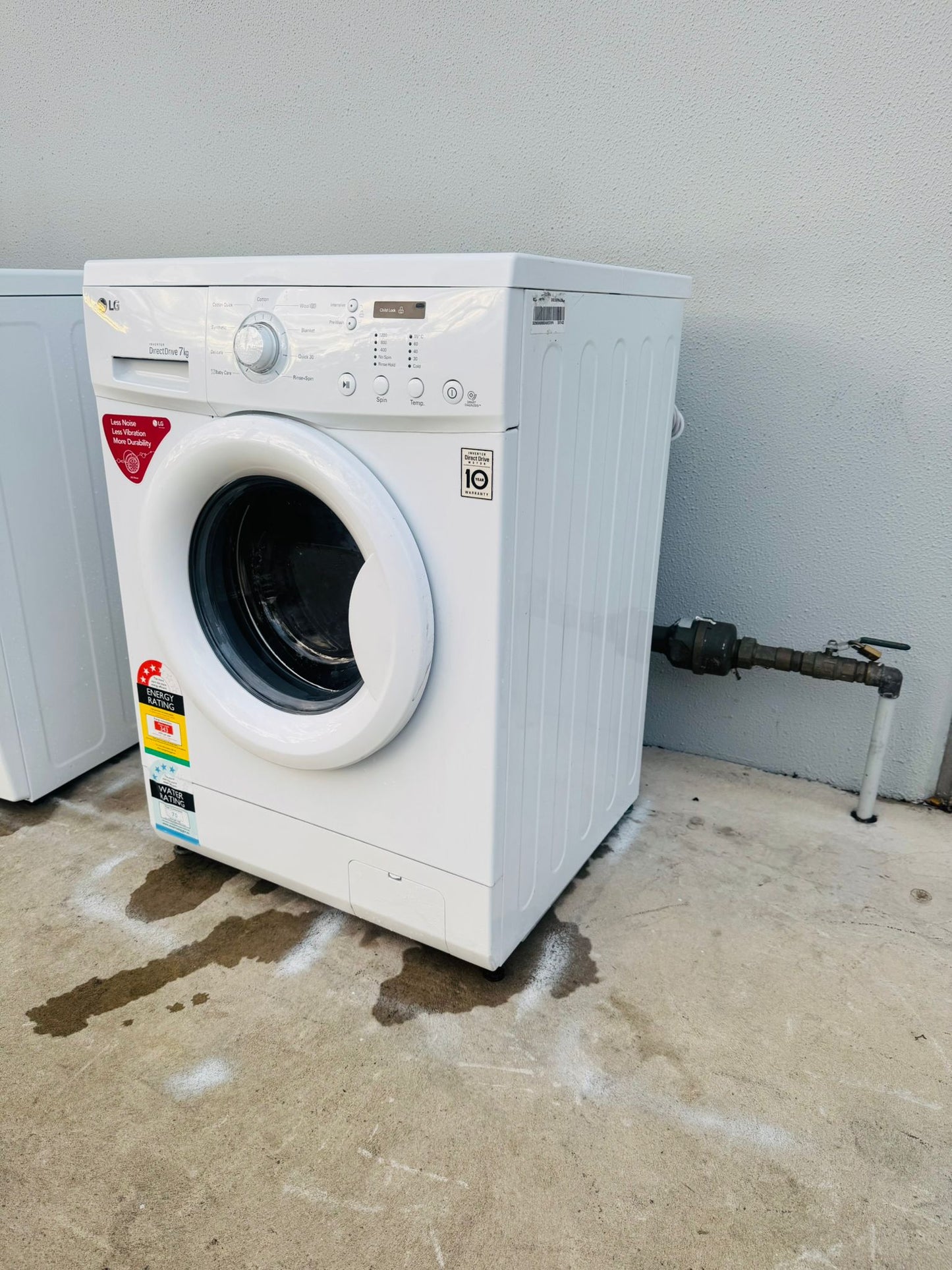 LG 7 KGS FRONT LOADER WASHING MACHINE