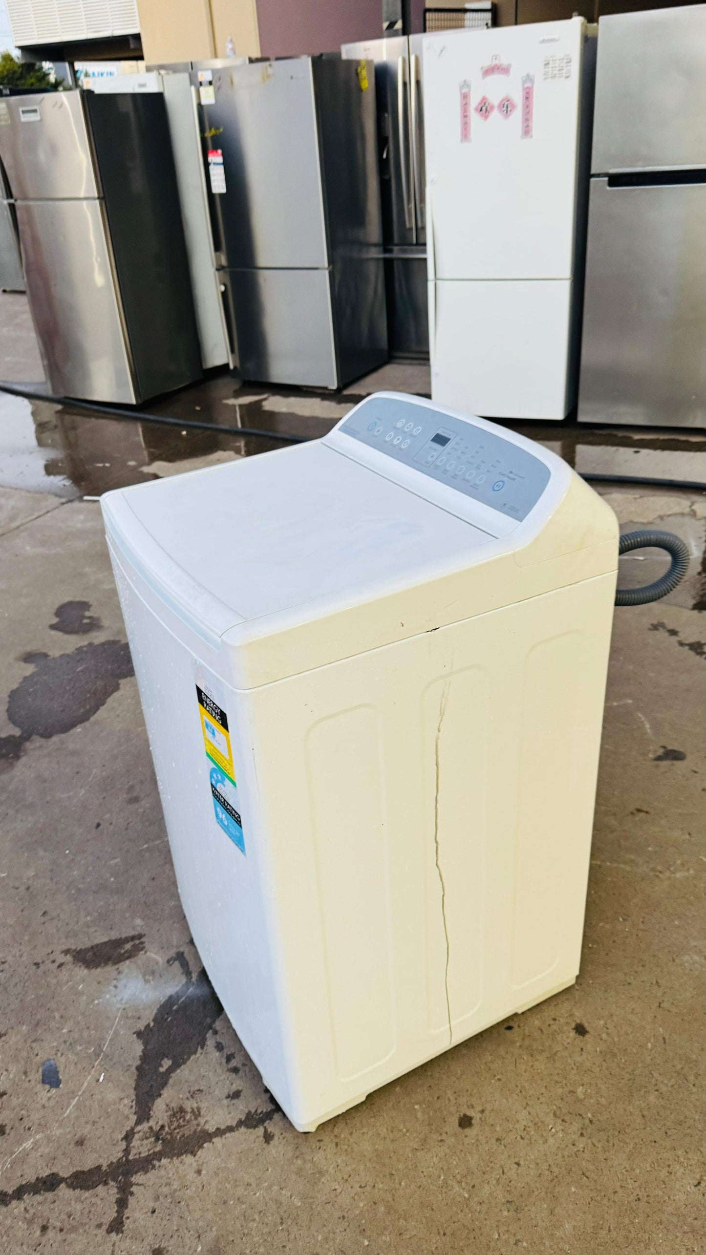 FISHER AND PAYKEL 8.5KGS TOP LOADER WASHING MACHINE