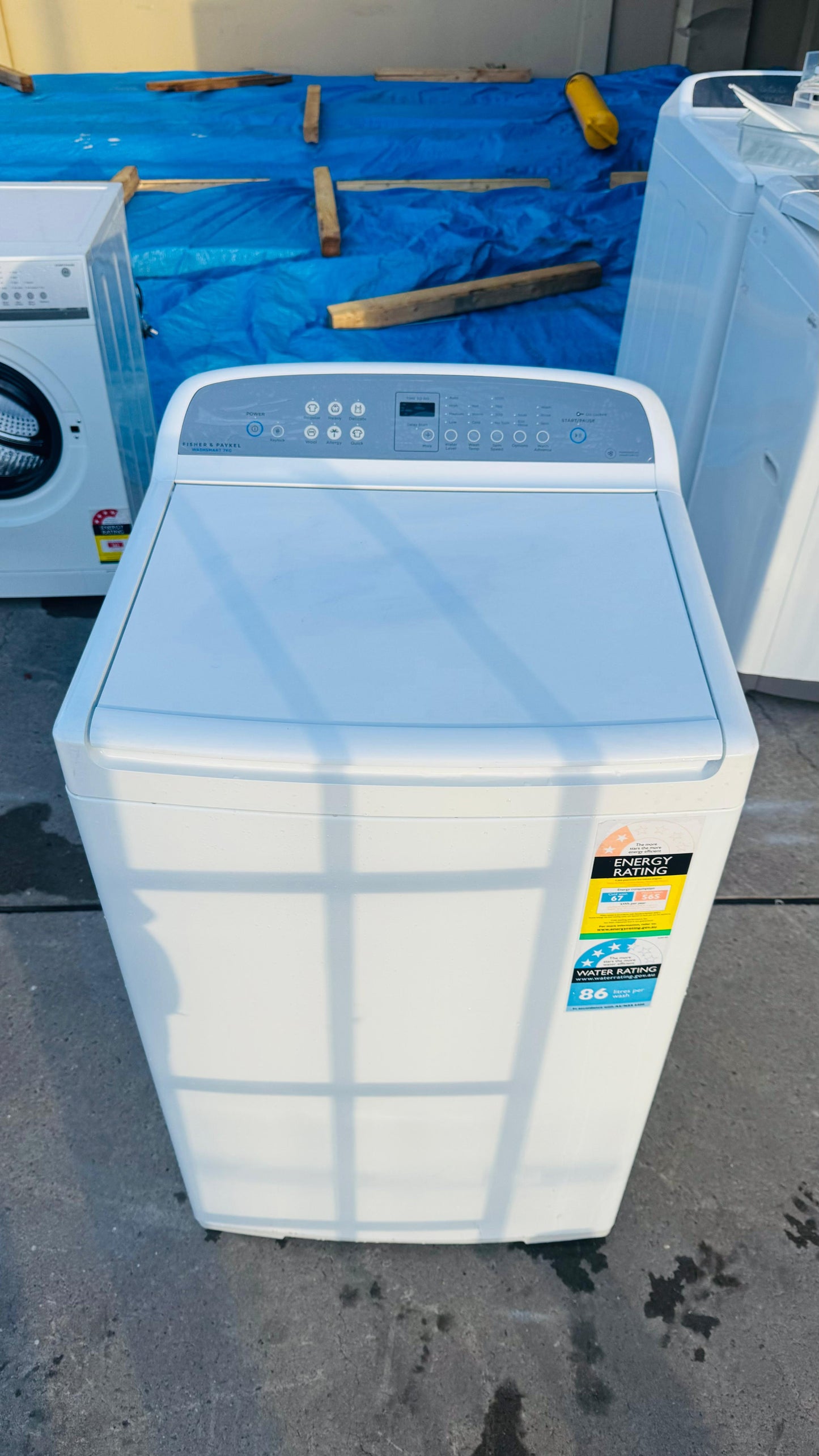 FISHER AND PAYKEL 7KGS TOP LOADER WASHING MACHINE