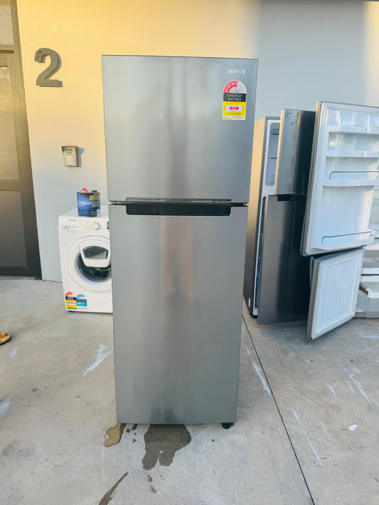 SAMSUNG 341 LITRES FRIDGE FREEZER