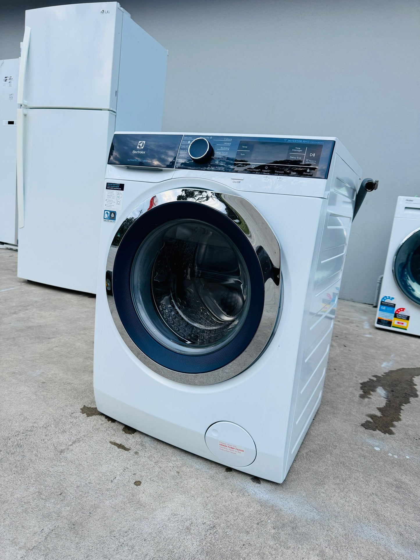 ELECTROLUX 10 KGS FRONT LOADER WASHING MACHINE