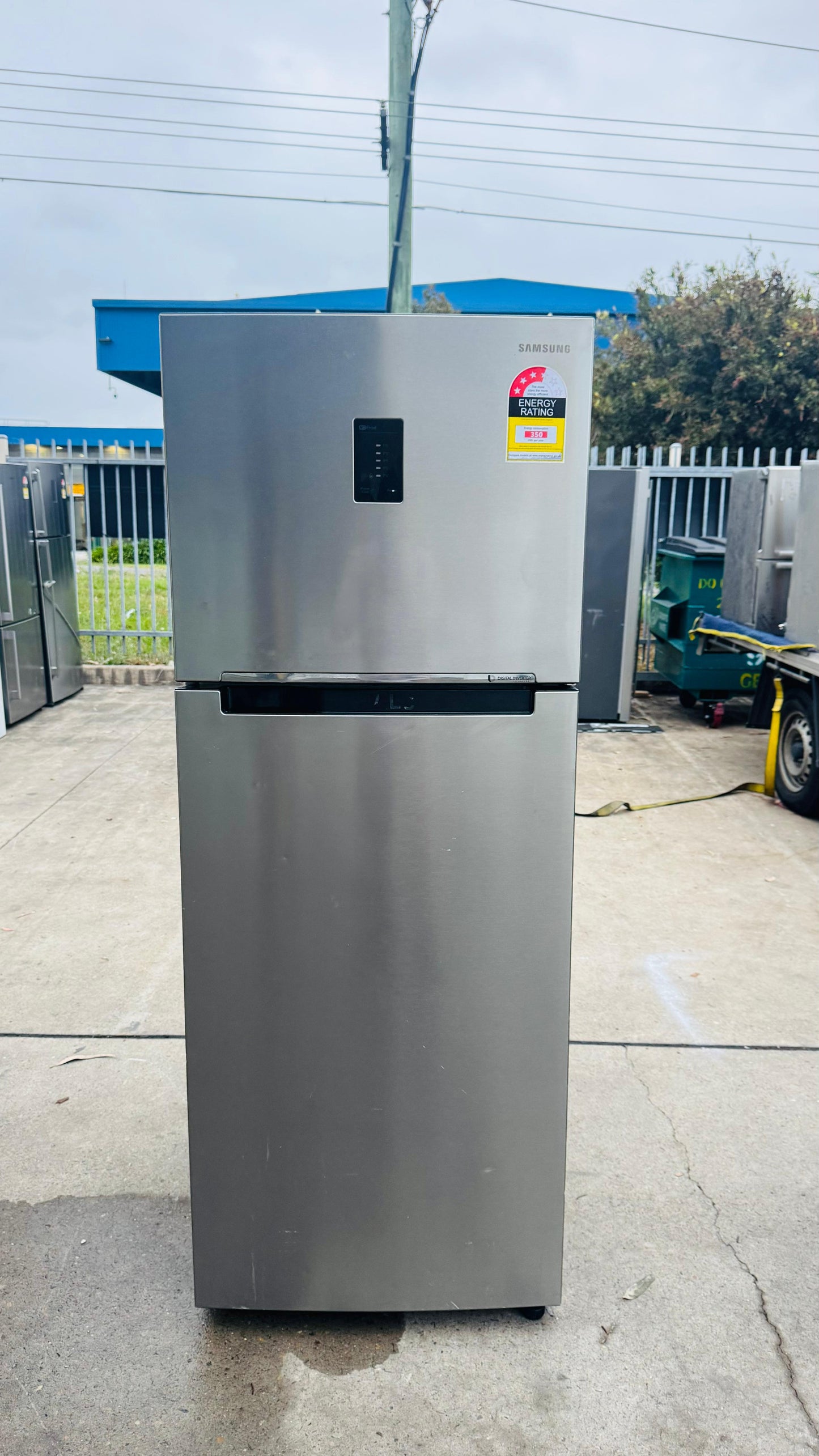 SAMSUNG 415 LITRES FRIDGE FREEZER