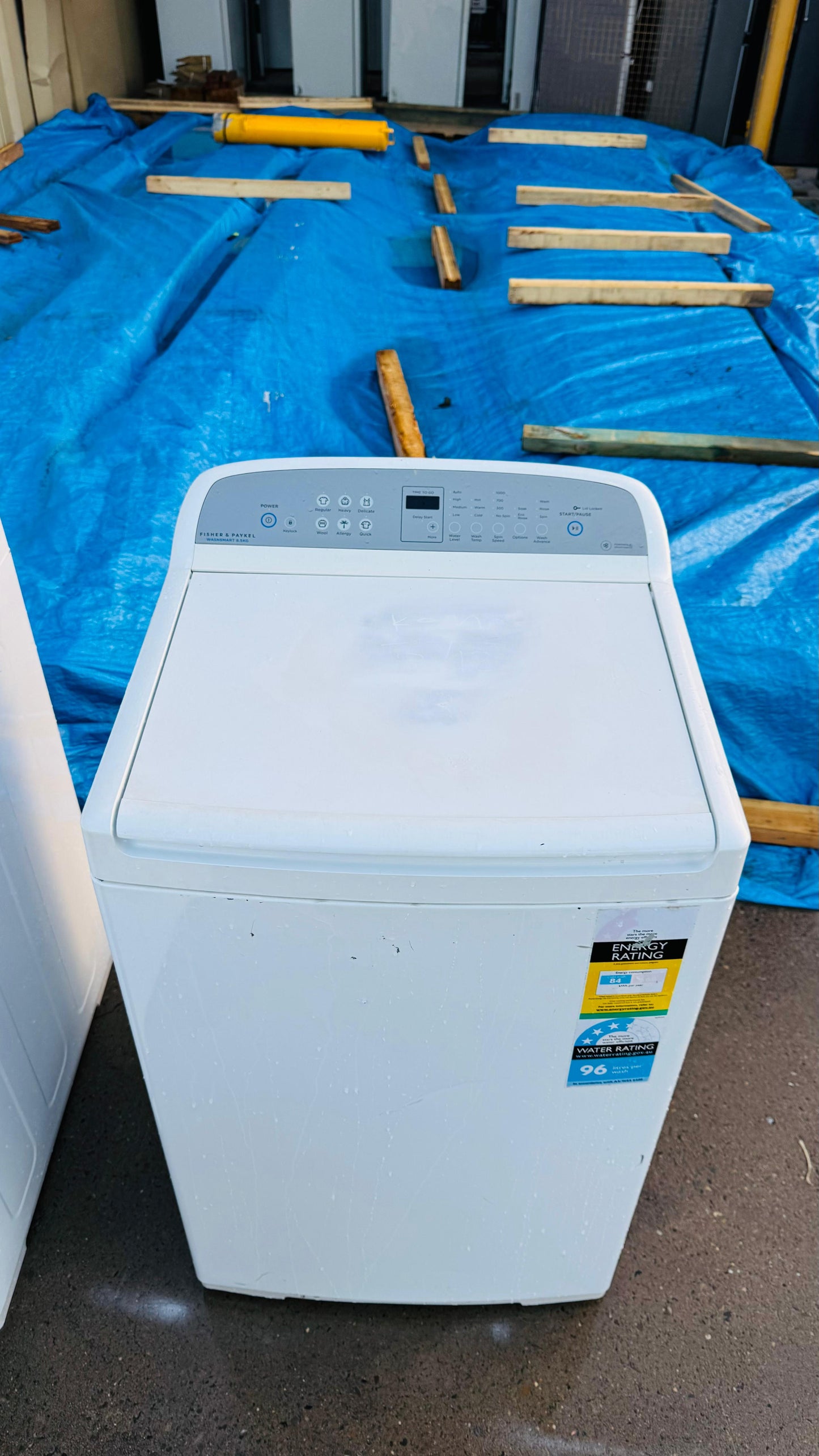 FISHER AND PAYKEL 8.5KGS TOP LOADER WASHING MACHINE