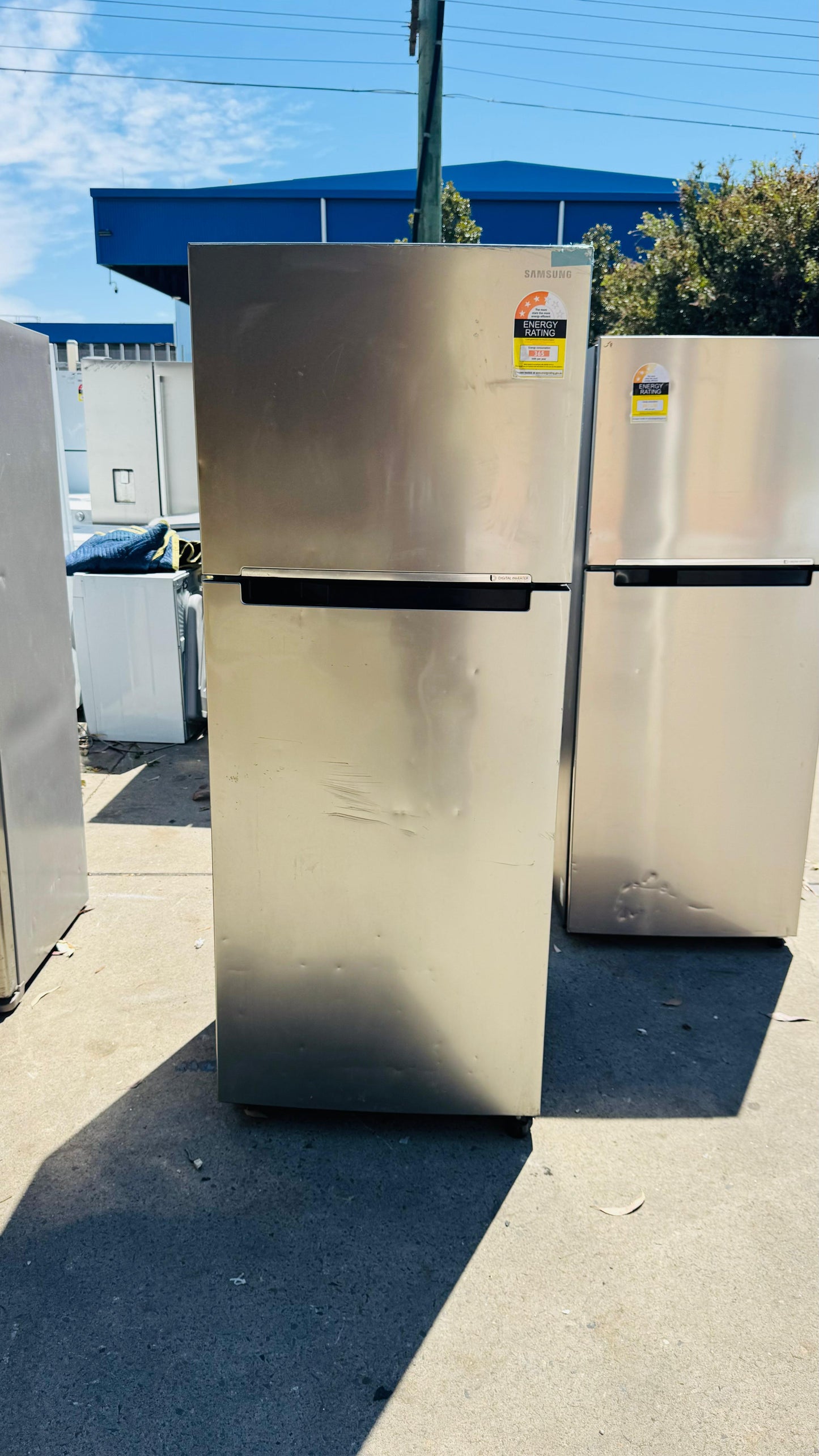 SAMSUNG 471 LITRES FRIDGE FREEZER