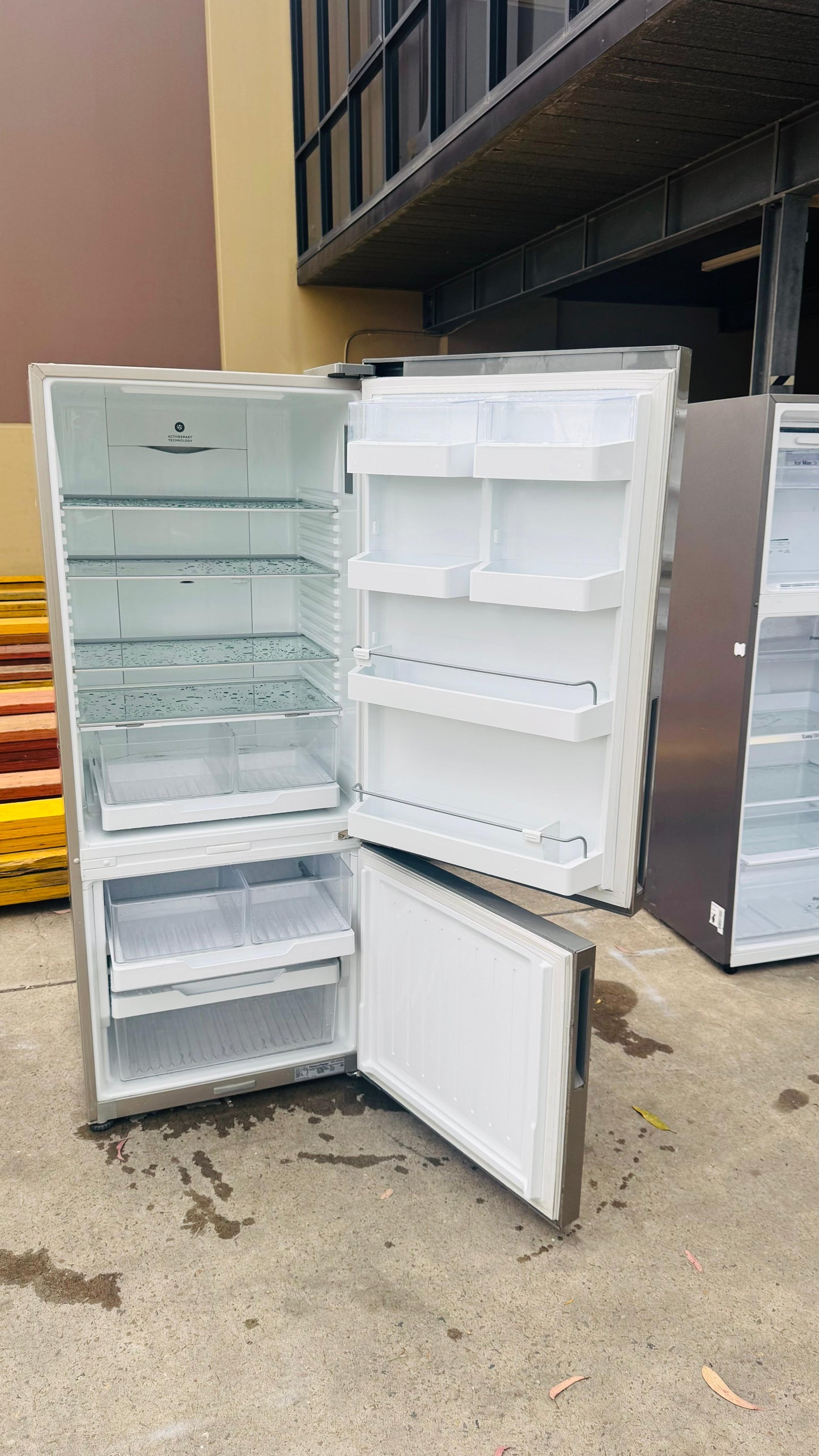 FISHER AND PAYKEL 442 LITRES FRIDGE FREEZER