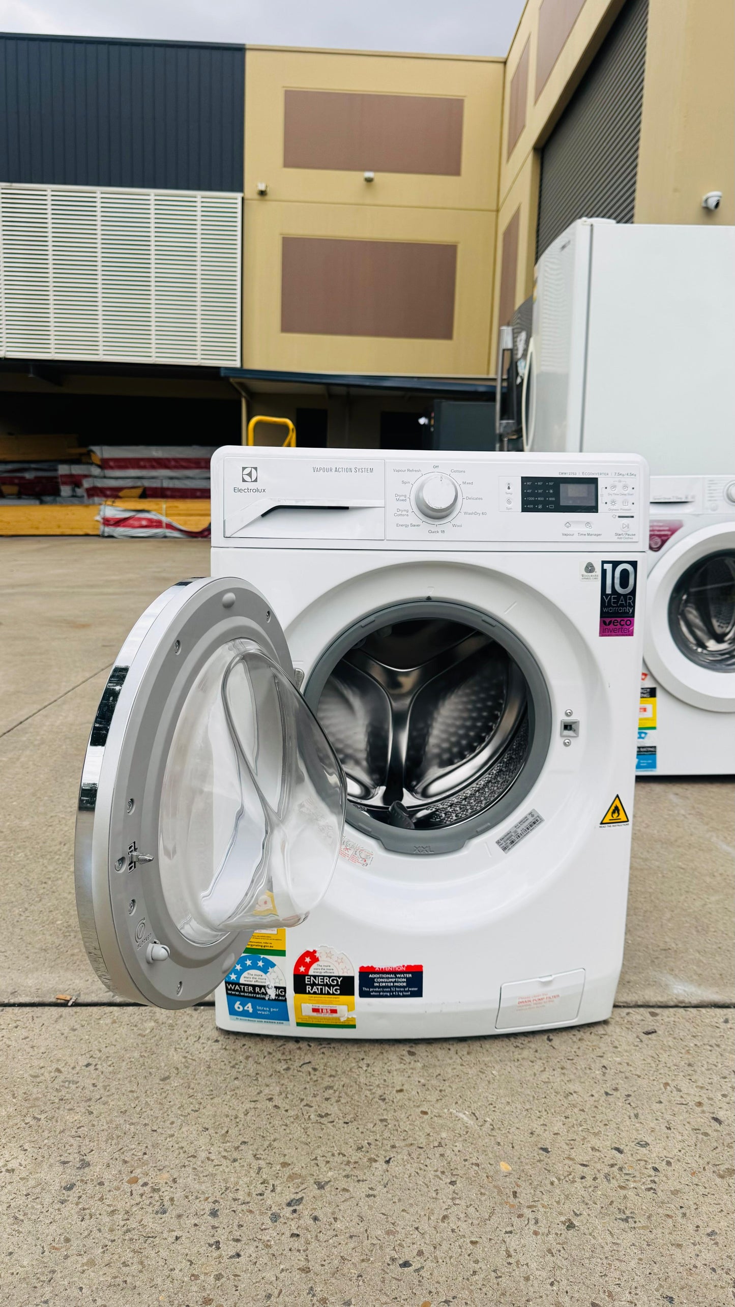 ELECTROLUX 7.5KGS FRONT LOADER WASHING MACHINE