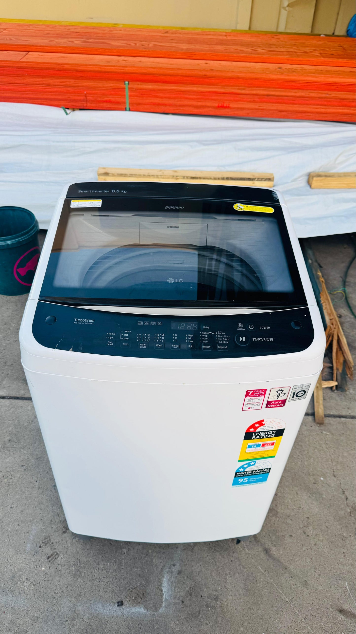 LG 6.5KGS TOP LOADER WASHING MACHINE