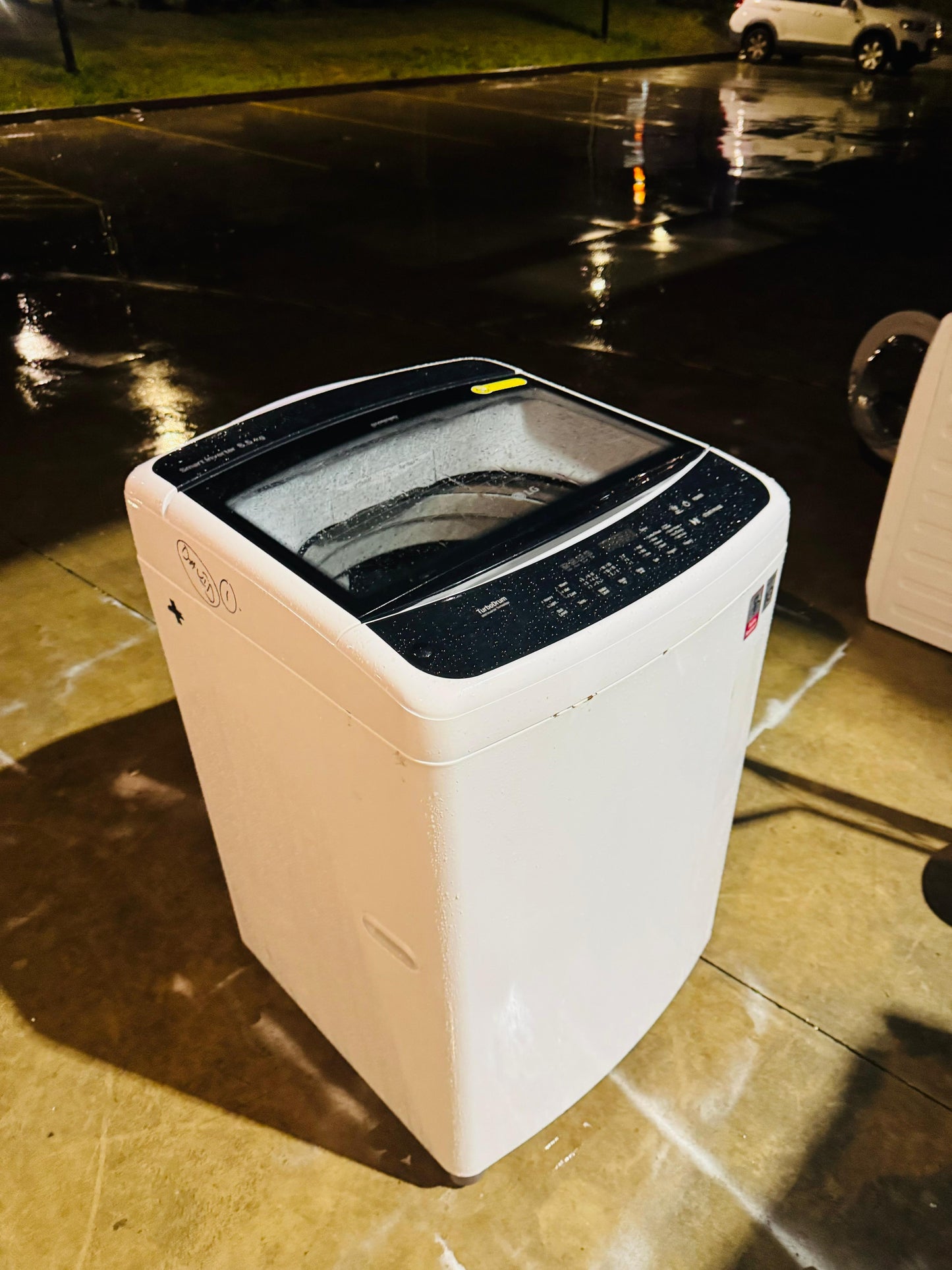 LG 8.5 KGS TOP LOADER WASHING MACHINE