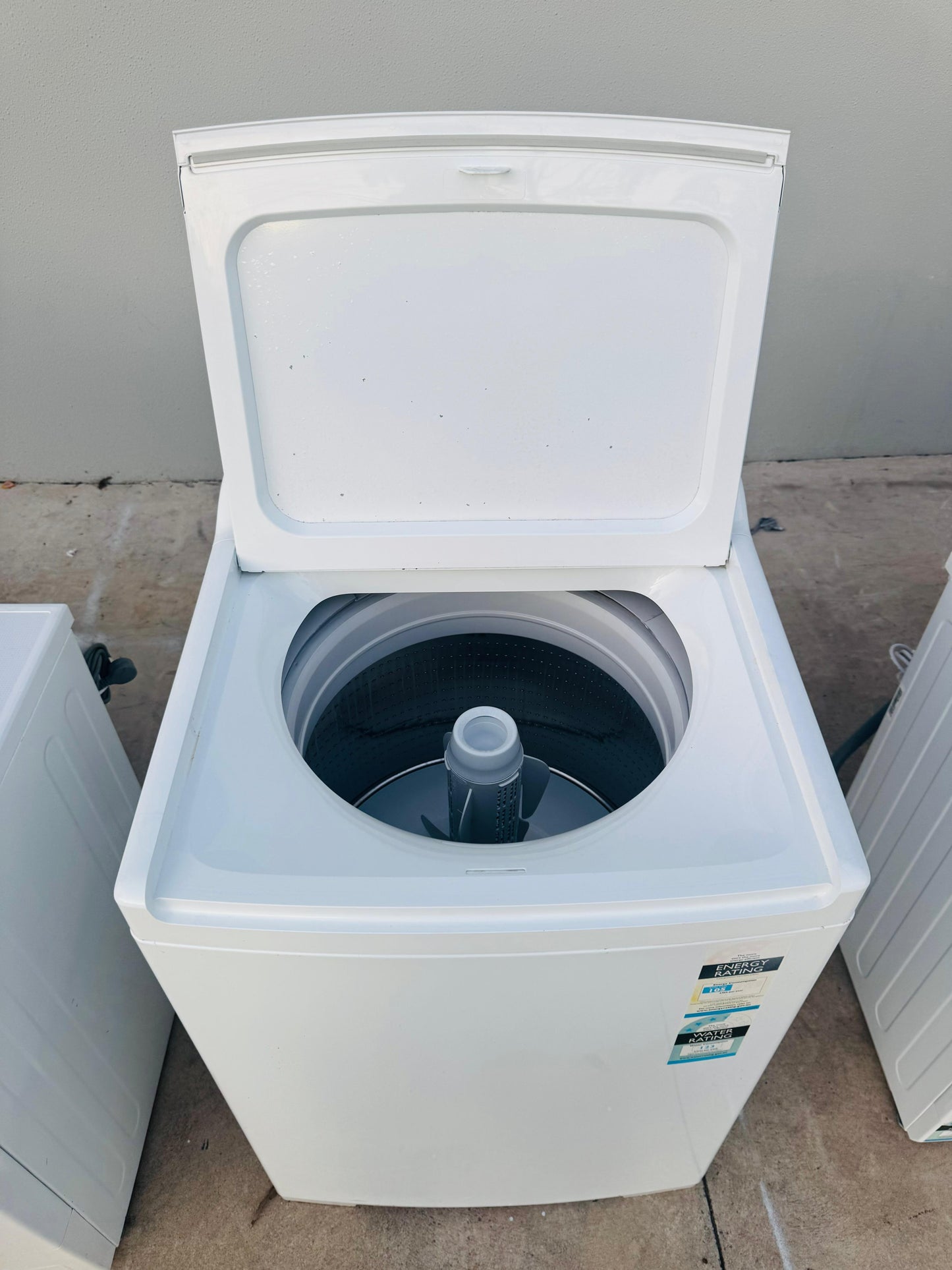 FISHER AND PAYKEL 10KGS TOP LOADER WASHING MACHINE
