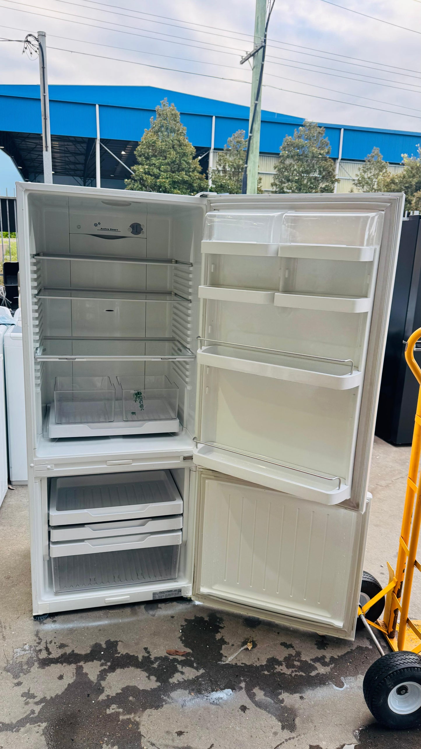 FISHER AND PAYKEL 442 LITRES FRIDGE FREEZER