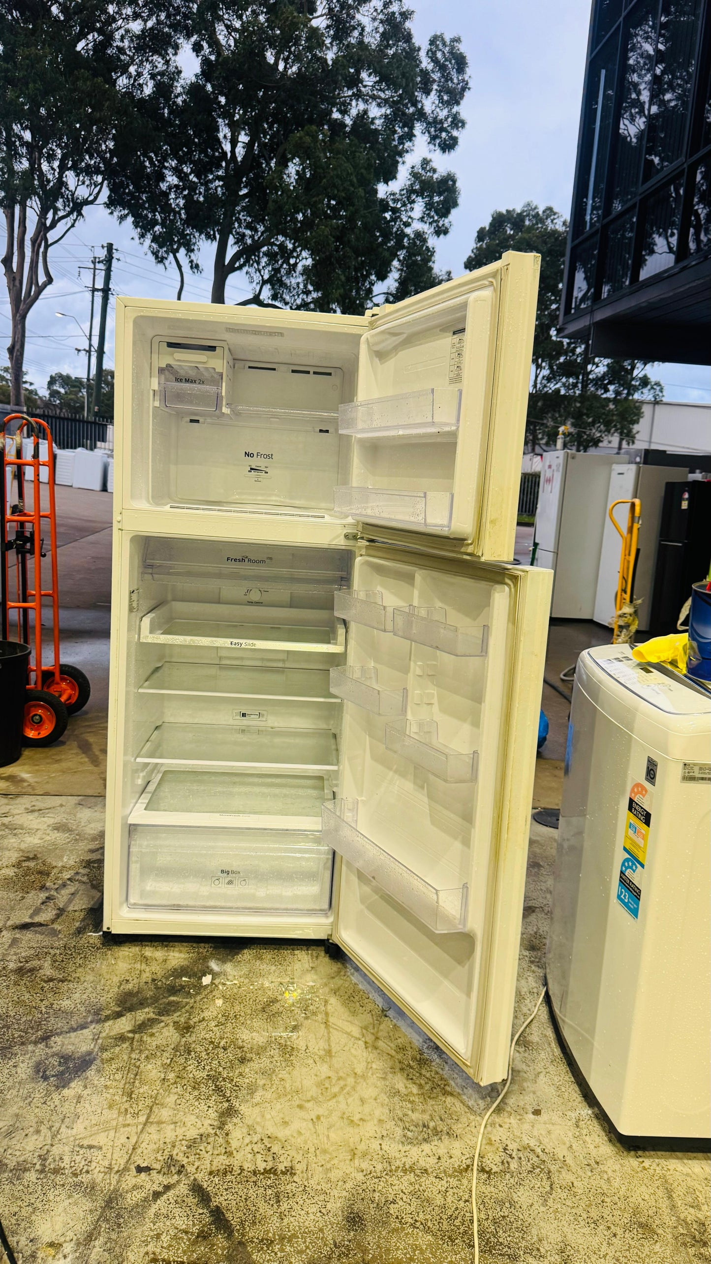 SAMSUNG 460 LITRES FRIDGE FREEZER