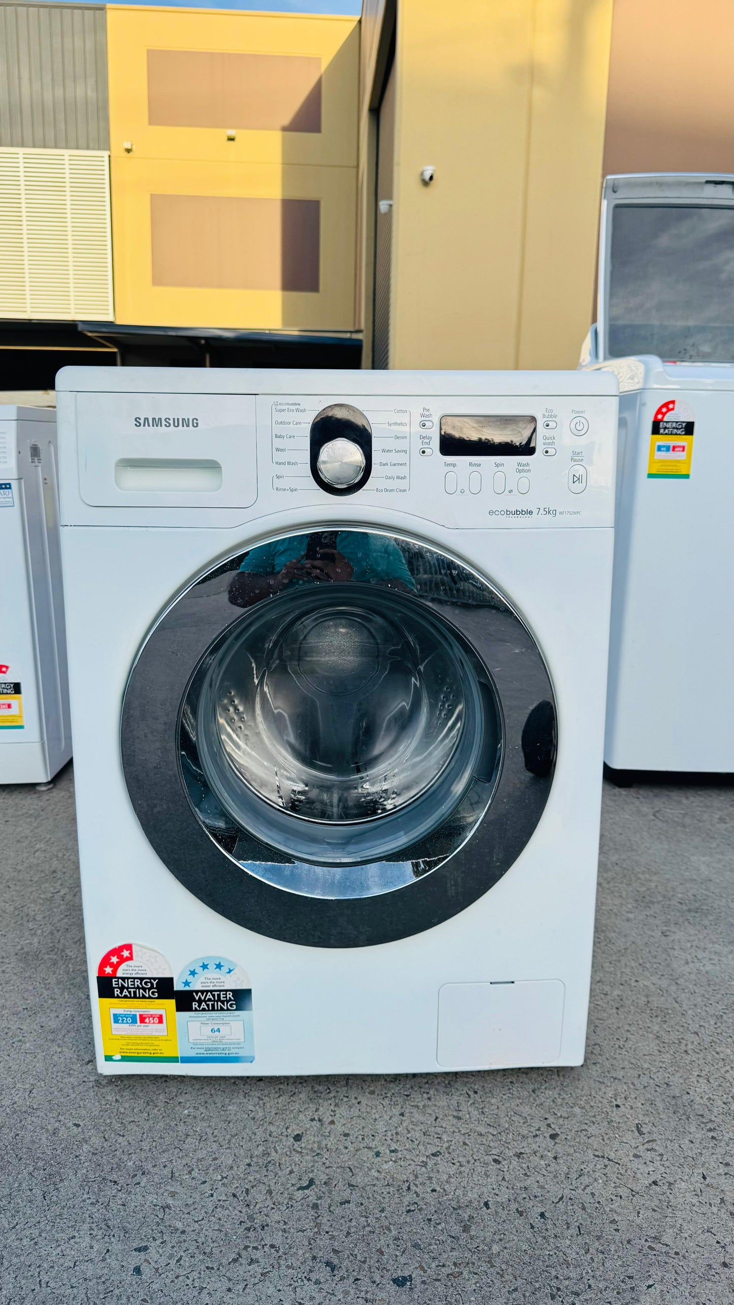 SAMSUNG 7.5KGS FRONT LOADER WASHING MACHINE