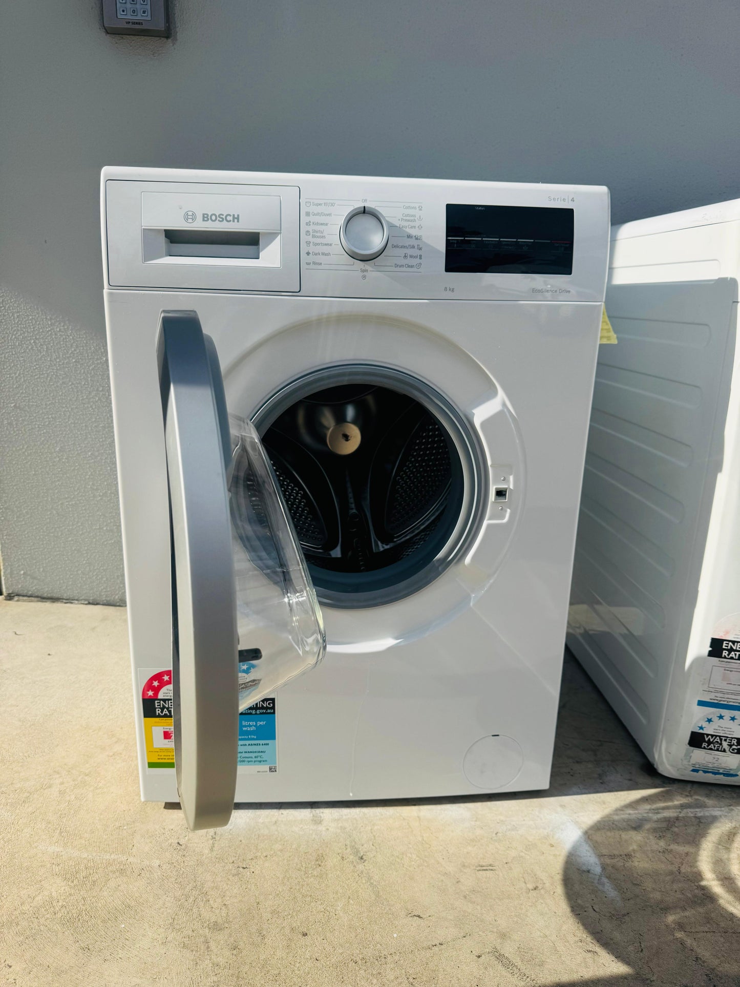 BOSCH 8KGS FRONT LOADER WASHING MACHINE