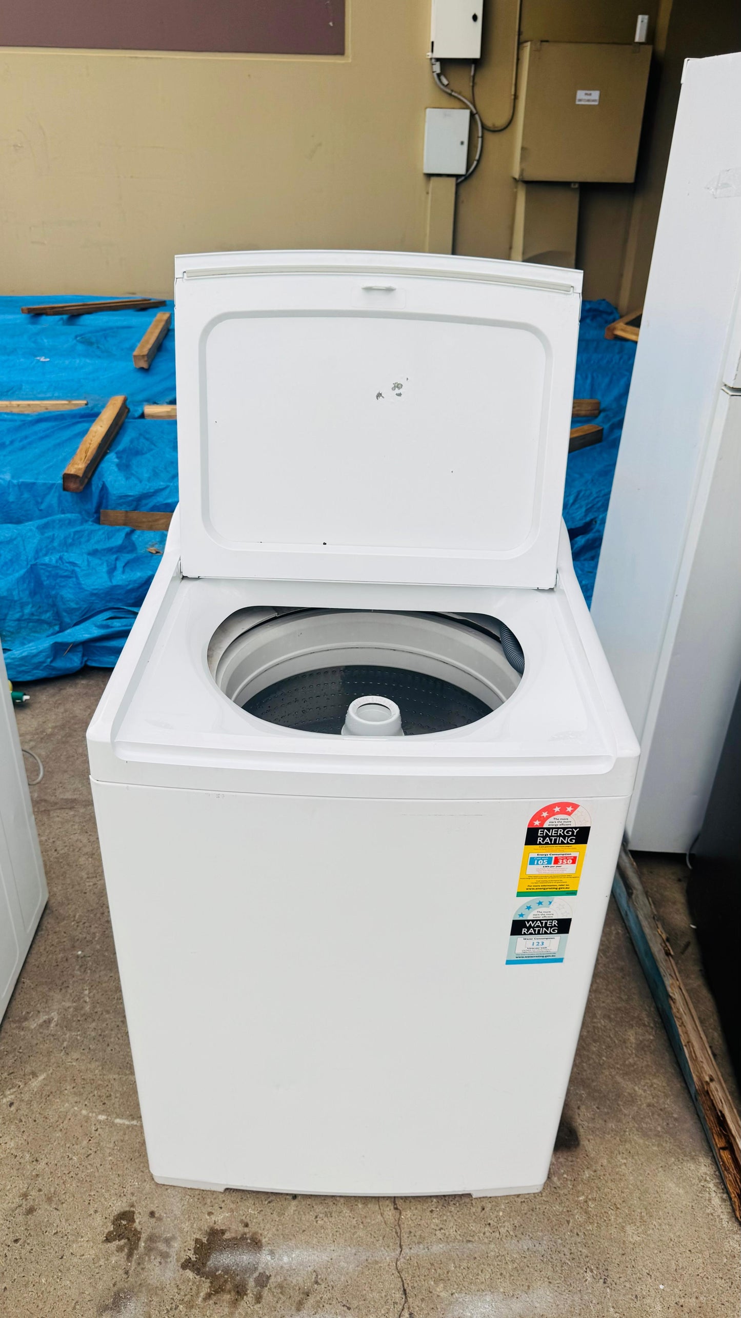 FISHER AND PAYKEL 10KGS TOP LOADER WASHING MACHINE