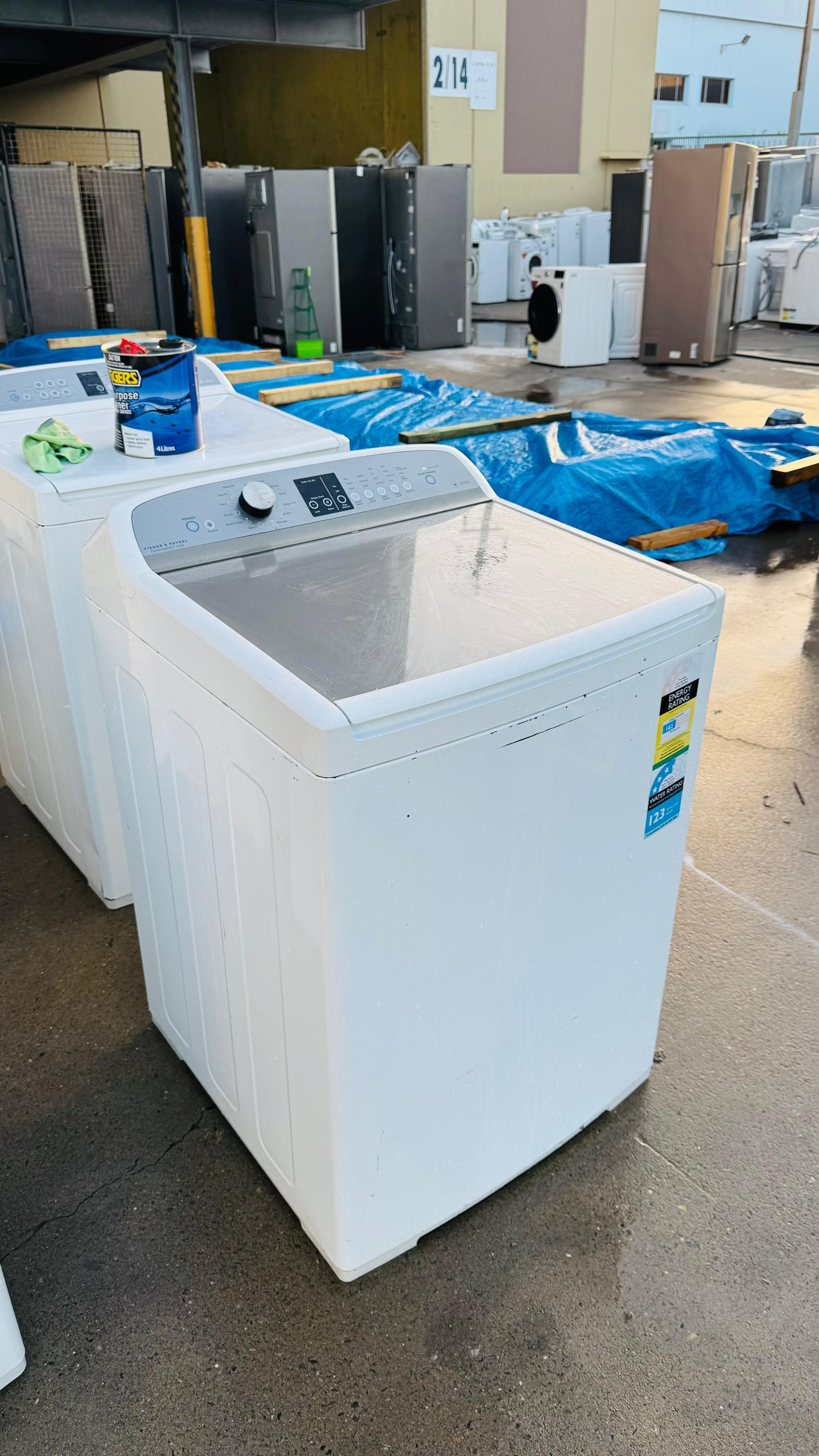 FISHER AND PAYKEL 10KGS TOP LOADER WASHING MACHINE