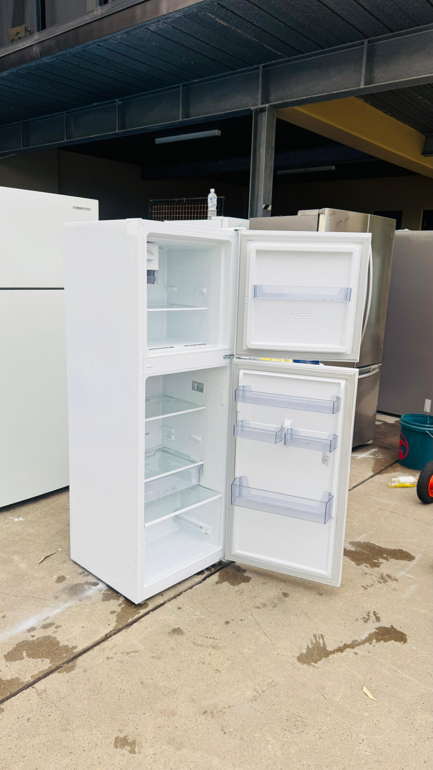 BEKO 245 LITRES FRIDGE FREEZER