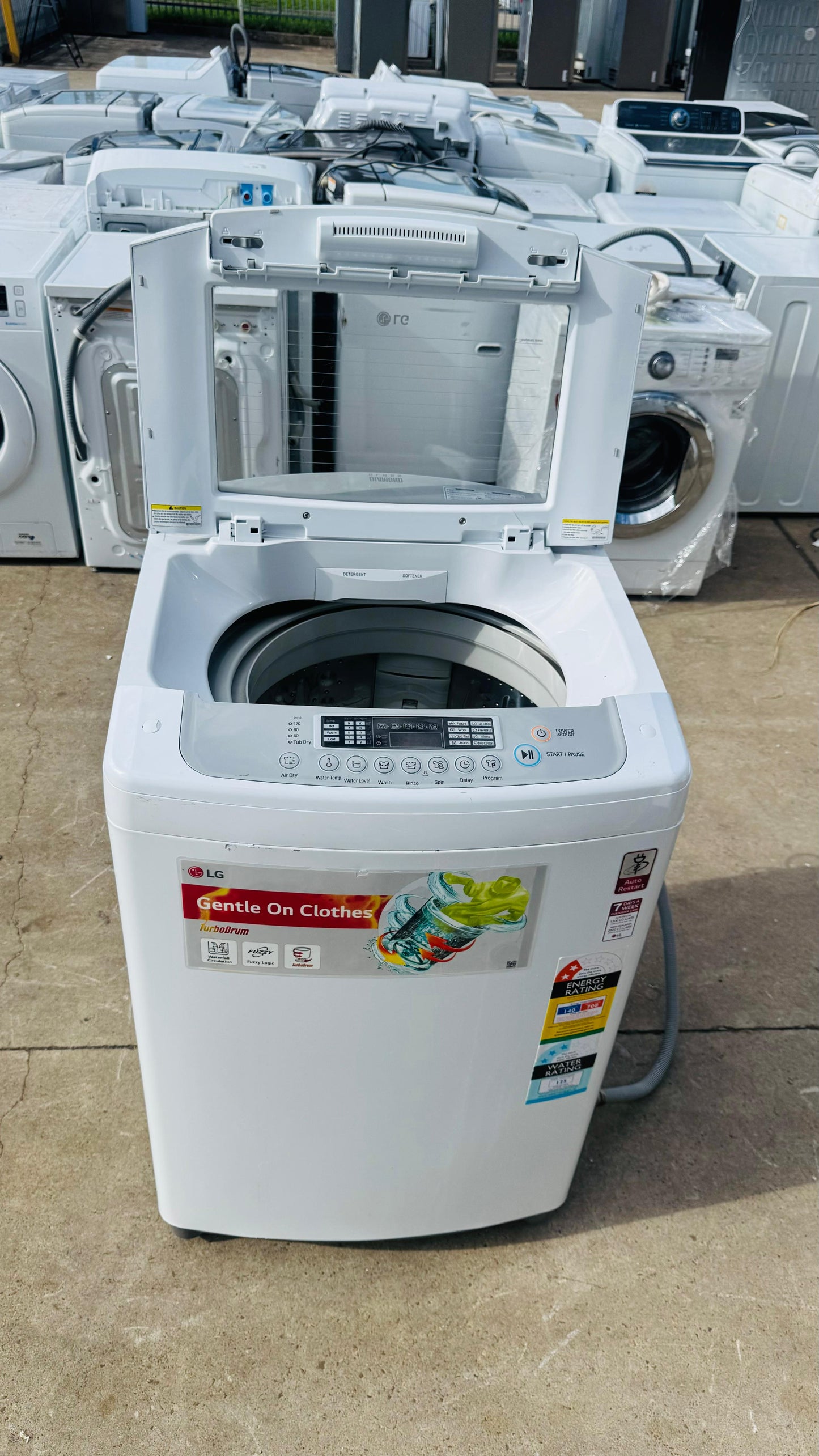 LG 8.5KGS TOP LOADER WASHING MACHINE