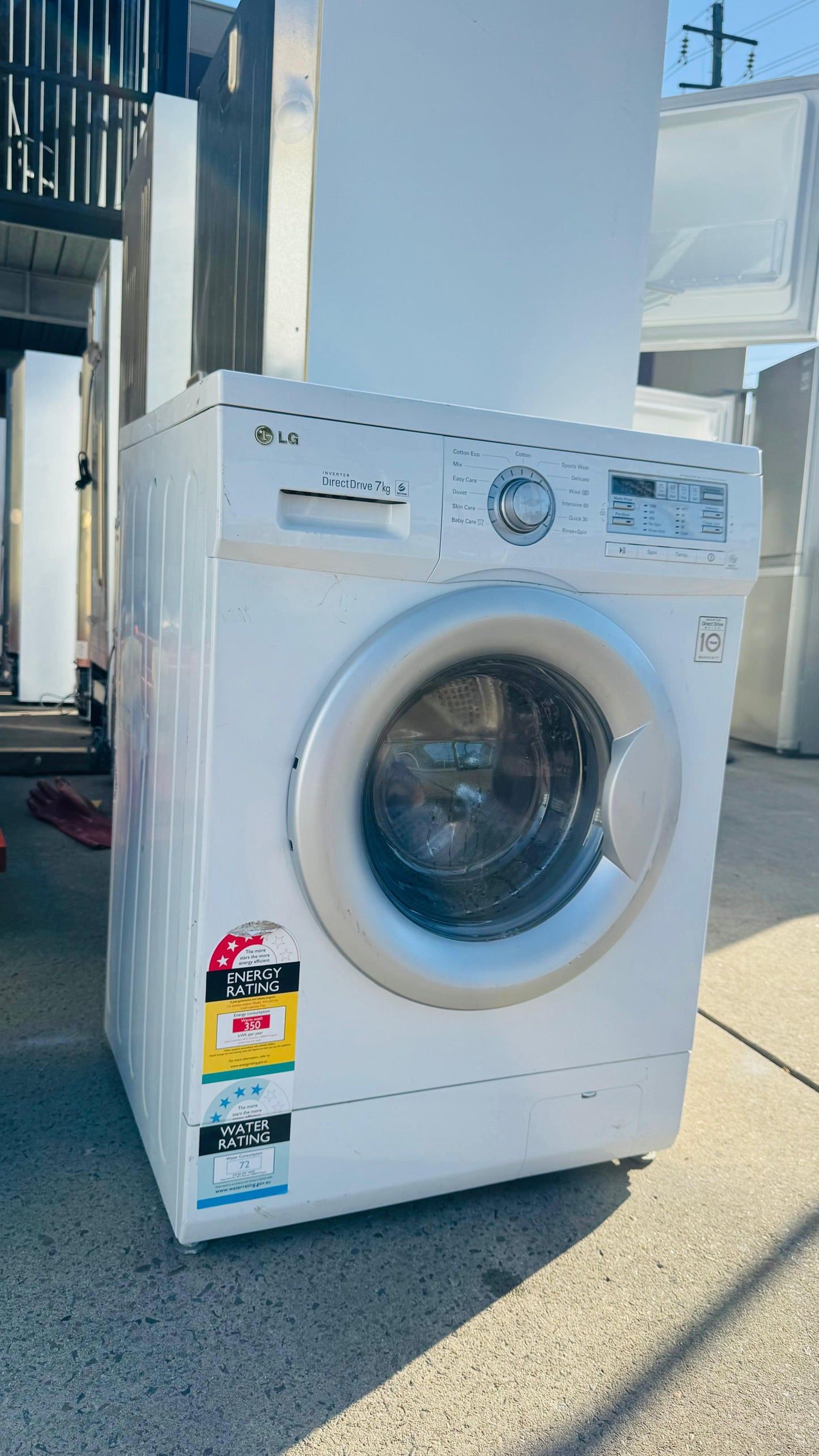 LG 7KGS FRONT LOADER WASHING MACHINE