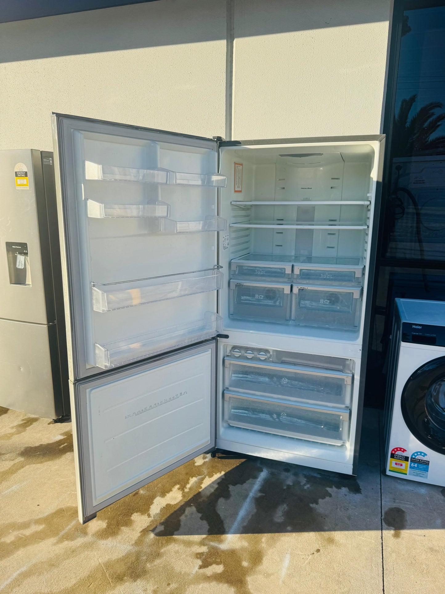 ELECTROLUX 510 LITRES FRIDGE FREEZER
