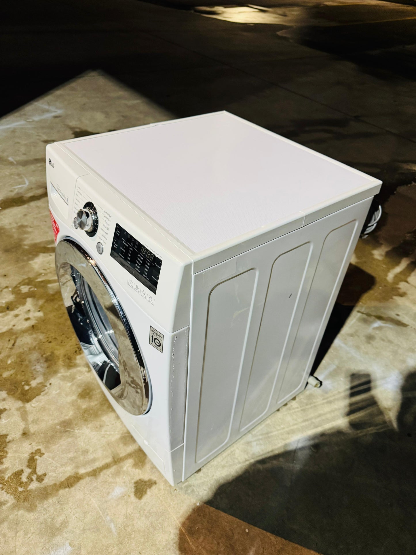 LG 8KGS FRONT LOADER WASHING MACHINE