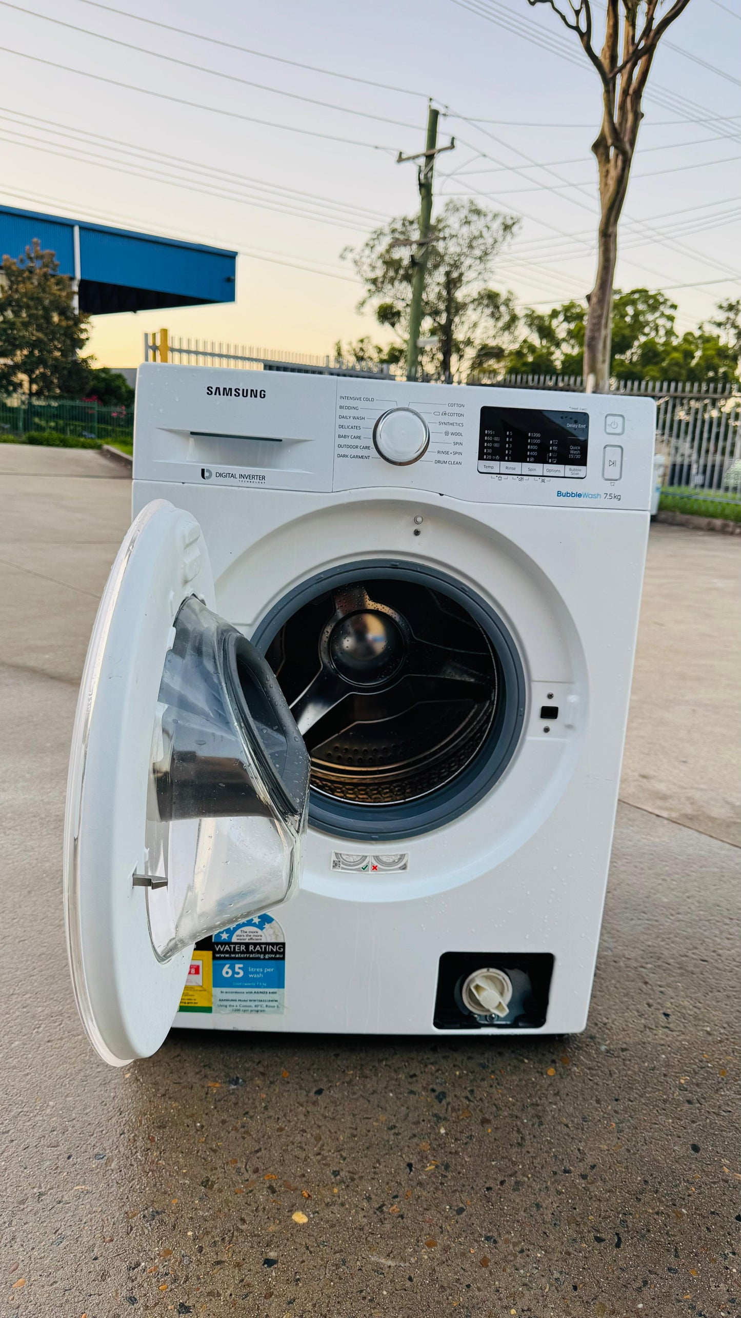SAMSUNG 7.5KGS FRONT LOADER WASHING MACHINE