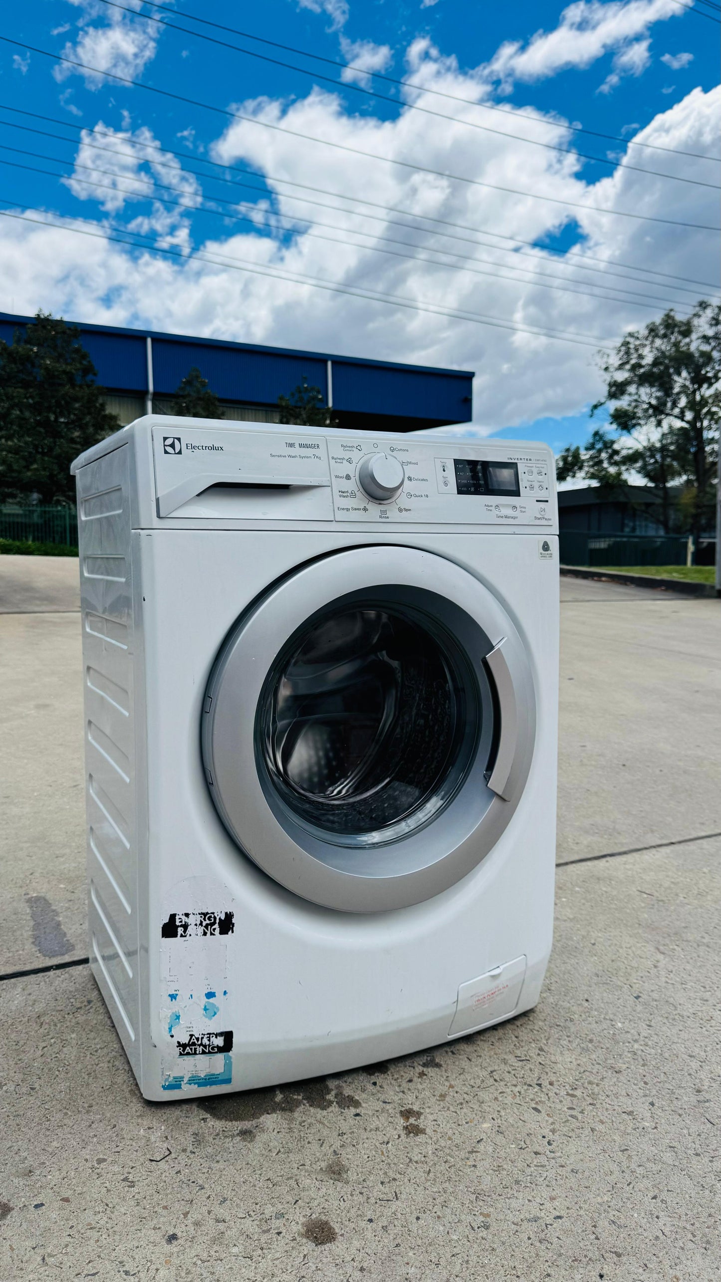 ELECTROLUX 7KGS FRONT LOADER WASHING MACHINE