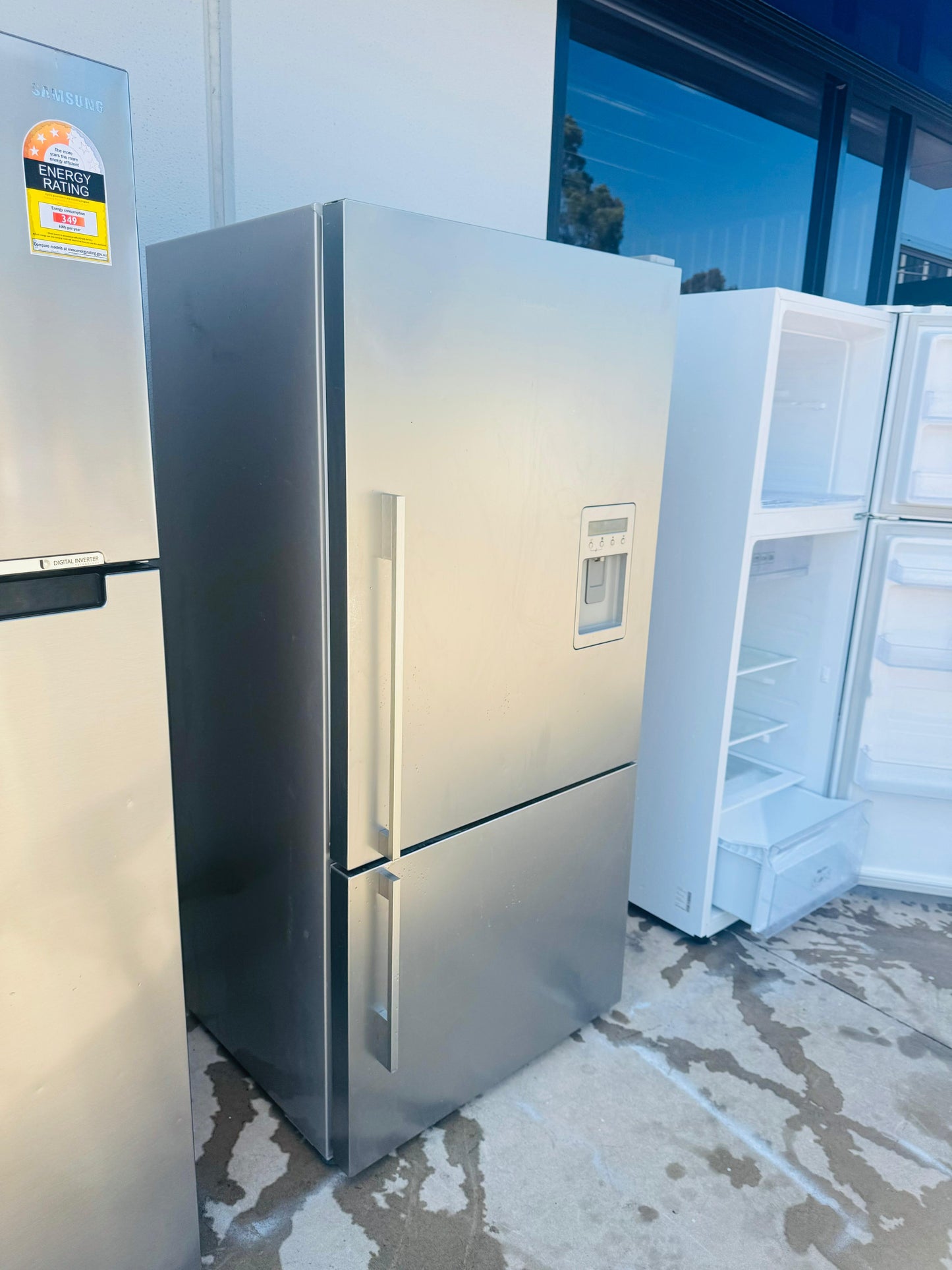FISHER AND PAYKEL 519 LITRES