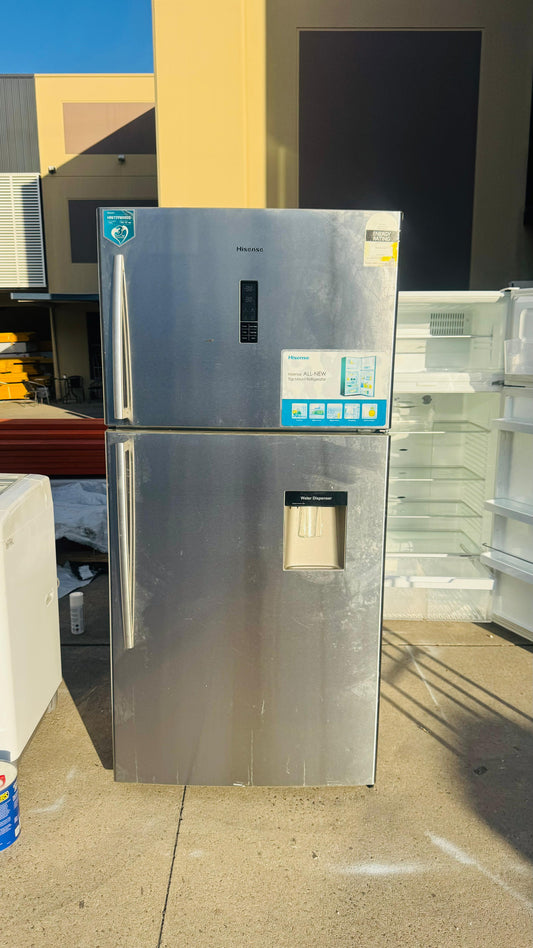 HISENSE 593 LITRES FRIDGE & FREEZER & WATER DISPENSER