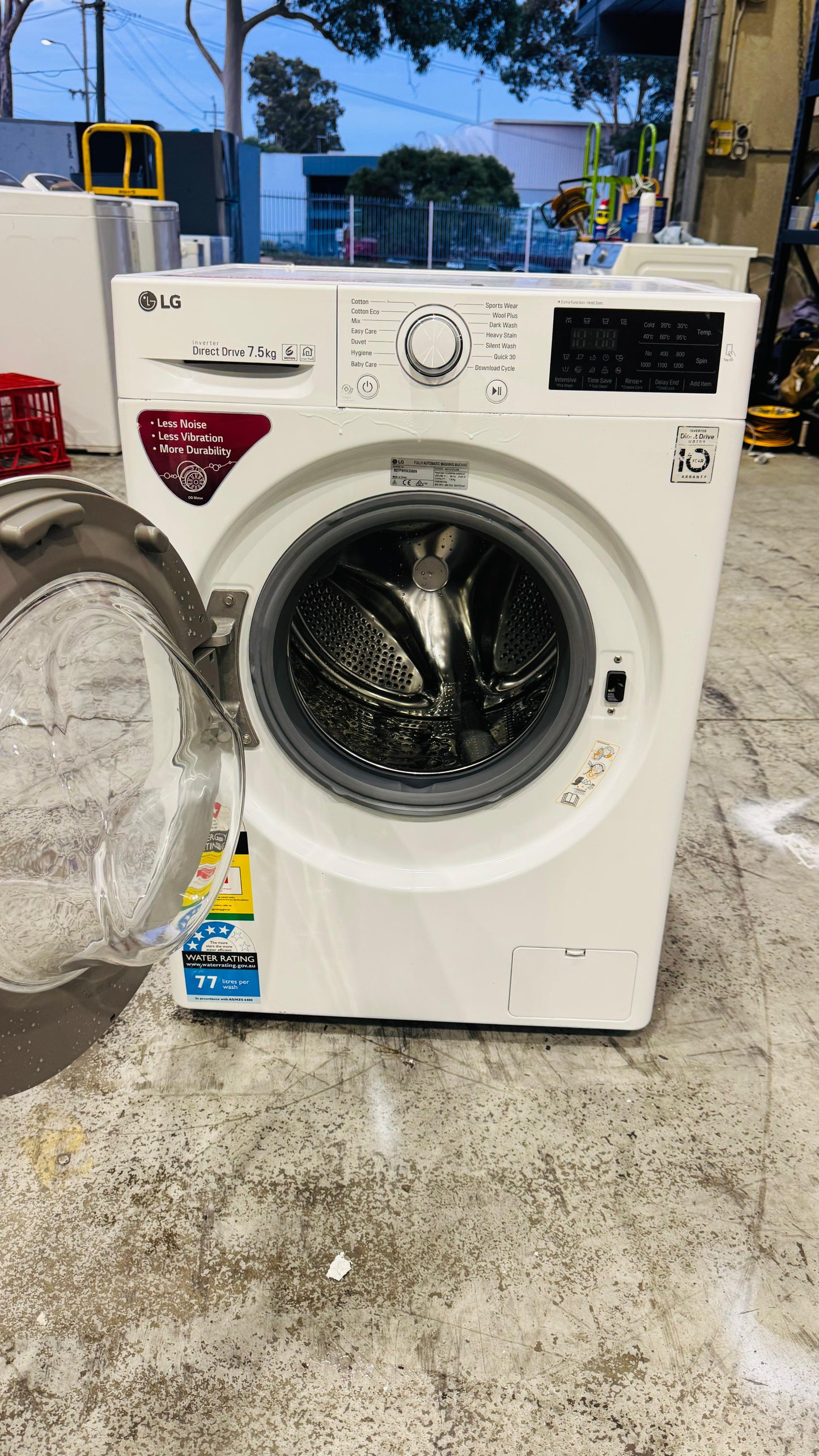 LG 7.5KGS FRONT LOADER WASHING MACHINE