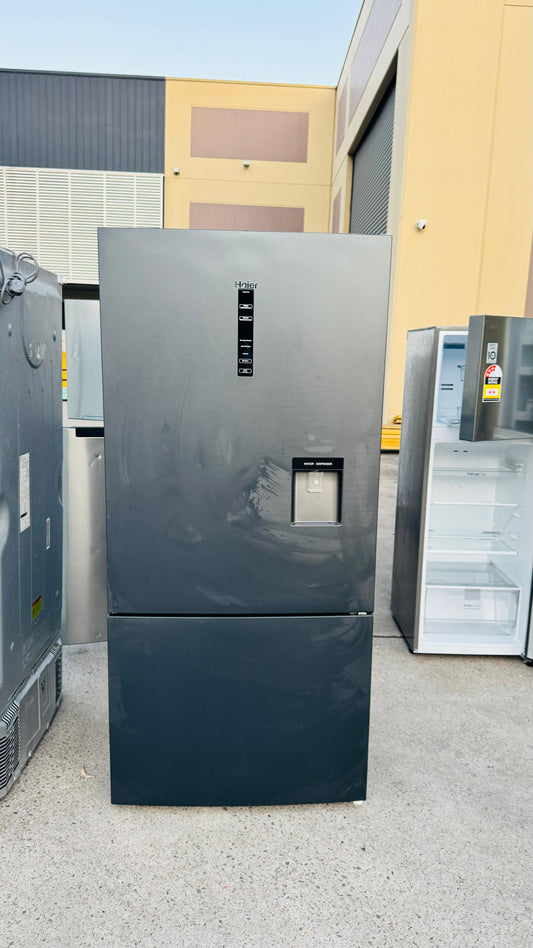 HAIER 493 LITRES FRIDGE FREEZER