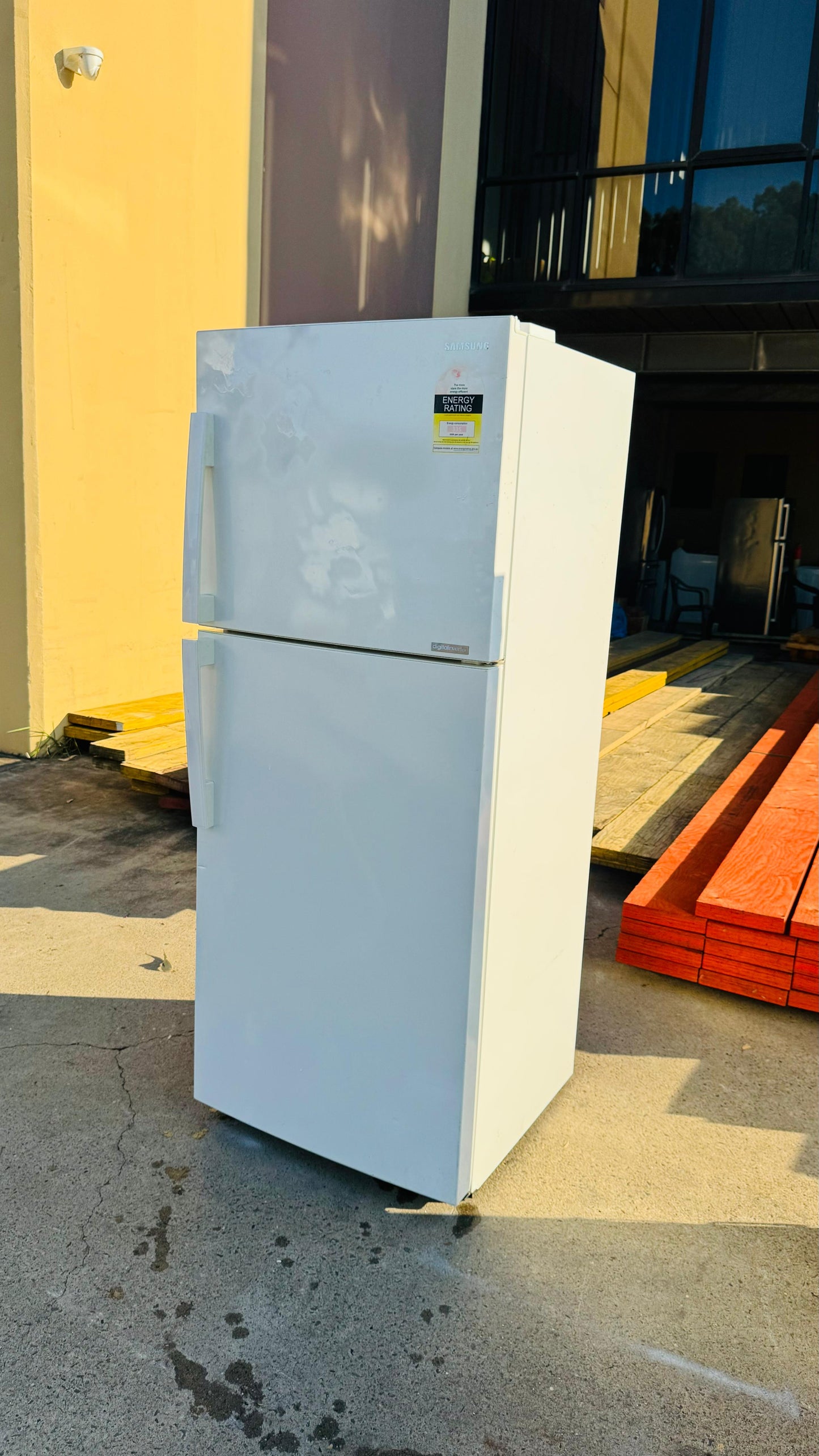 SAMSUNG 393 LITRES FRIDGE FREEZER