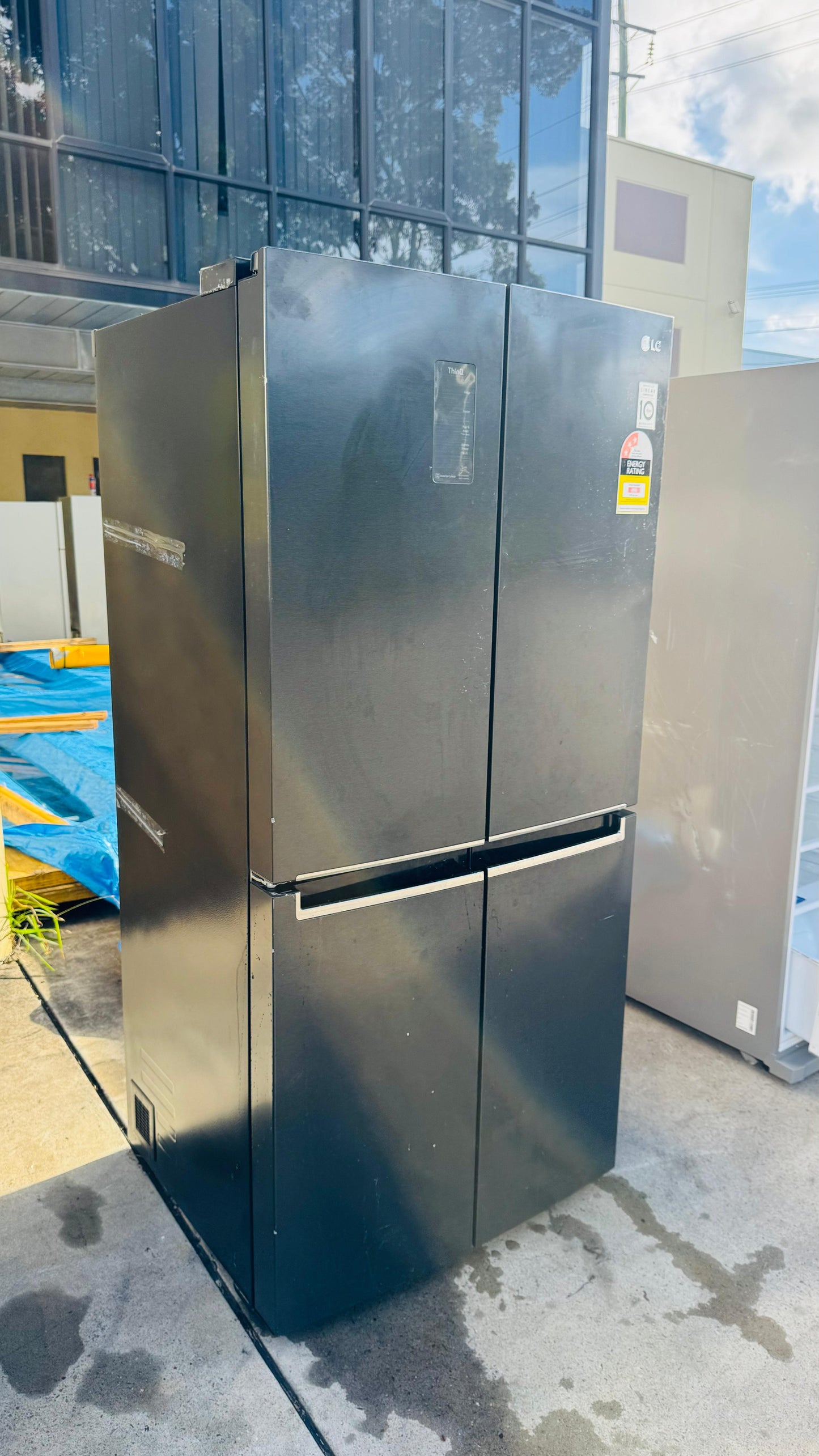 LG QUAD FRENCH DOOR 594 LITRES FRIDGE FREEZER