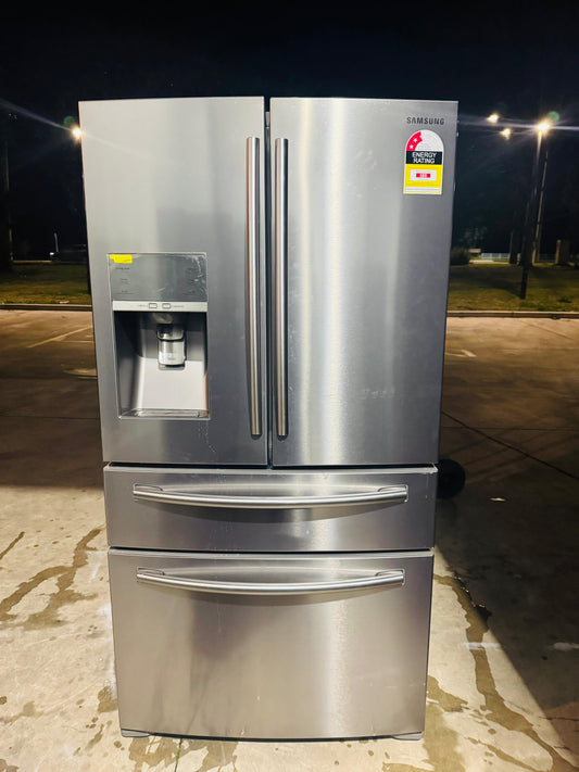 SAMSUNG FRENCH DOOR 680 LITRES FRIDGE FREEZER