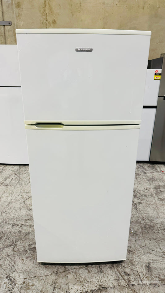 KELVINATOR 420 LITRES FRIDGE FREEZER