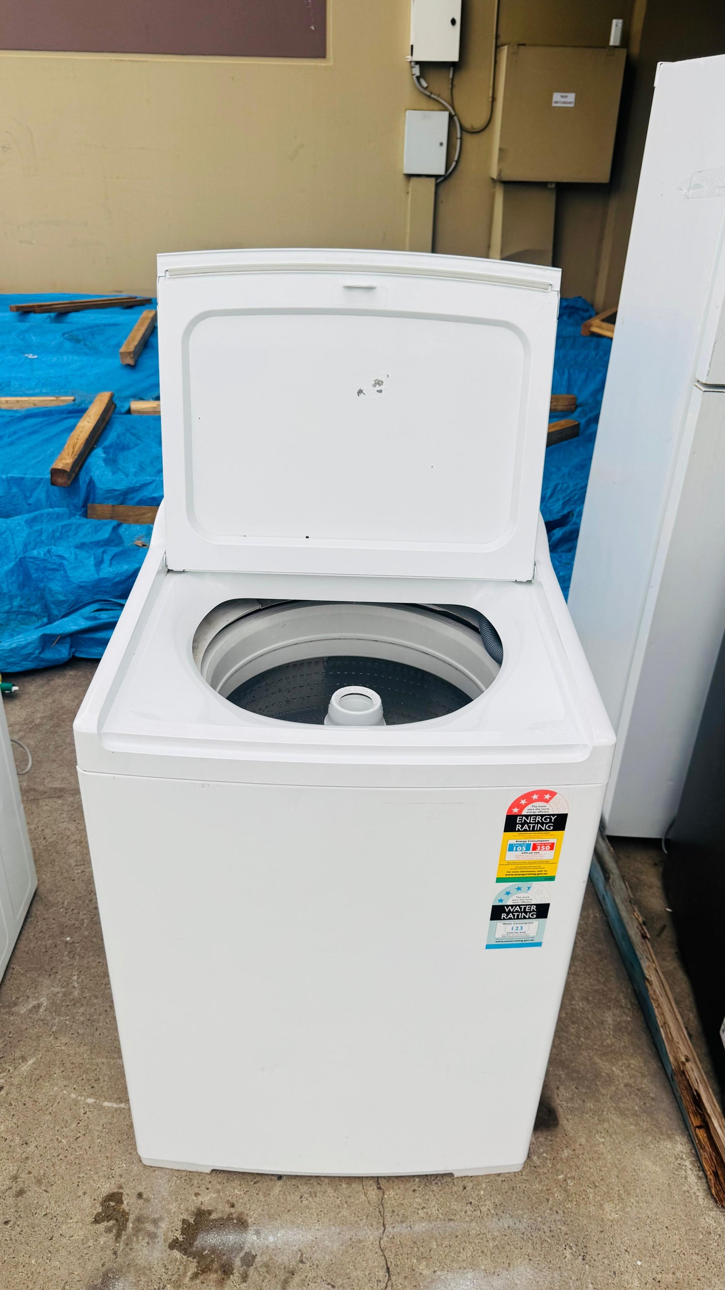 FISHER AND PAYKEL 10KGS TOP LOADER WASHING MACHINE