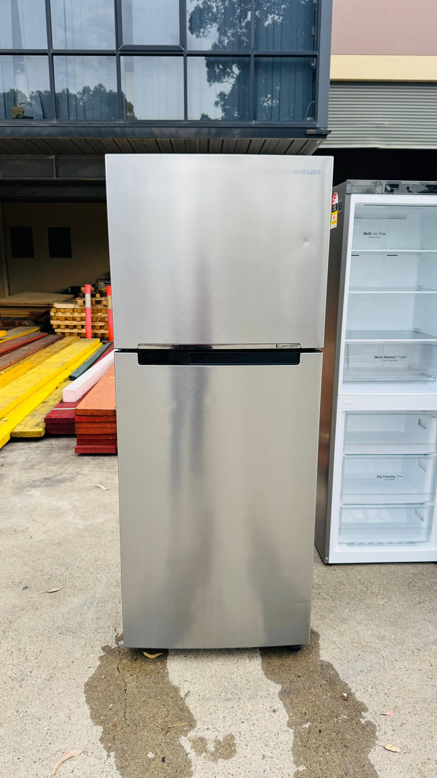 SAMSUNG 393 LITRES FRIDGE FREEZER