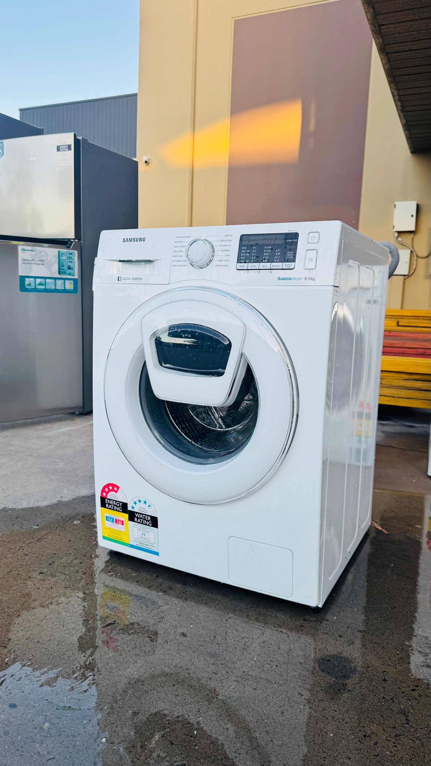 SAMSUNG 8.5KGS FRONT LOADER WASHING MACHINE