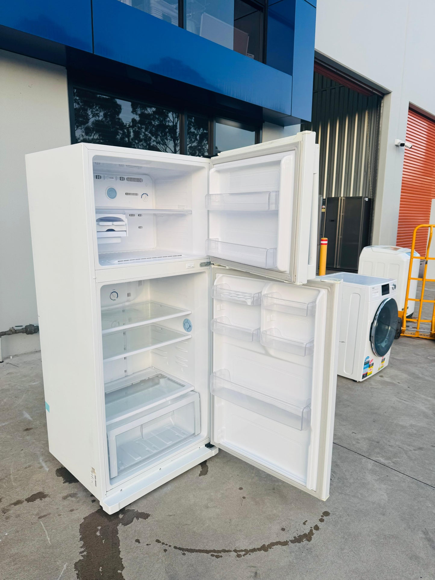 SAMSUNG 431 LITRES FRIDGE FREEZER