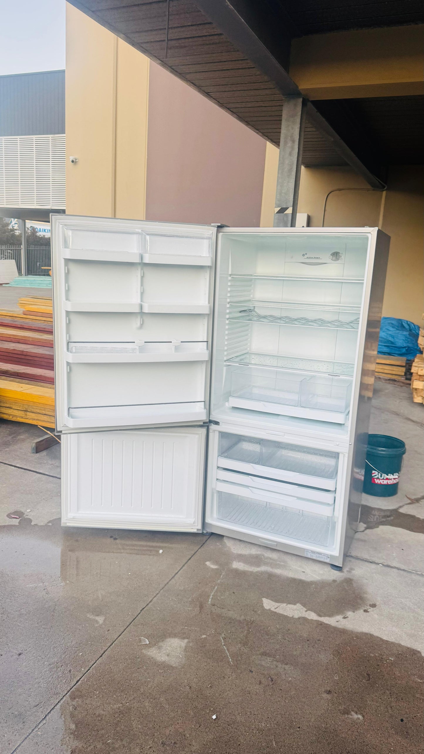 FISHER & PAYKEL 519 LITRES FRIDGE FREEZER