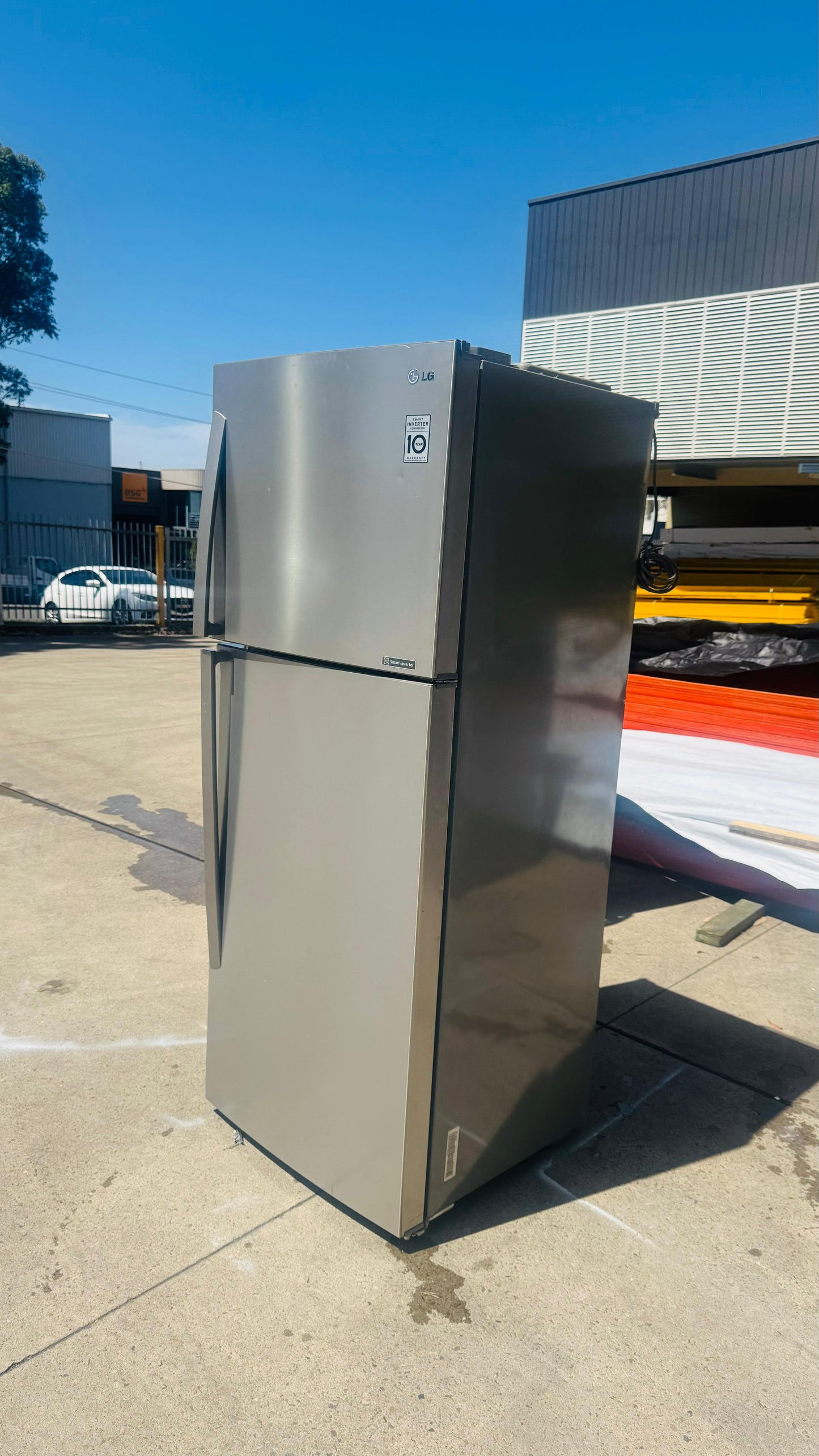 LG 407 LITRES FRIDGE FREEZER